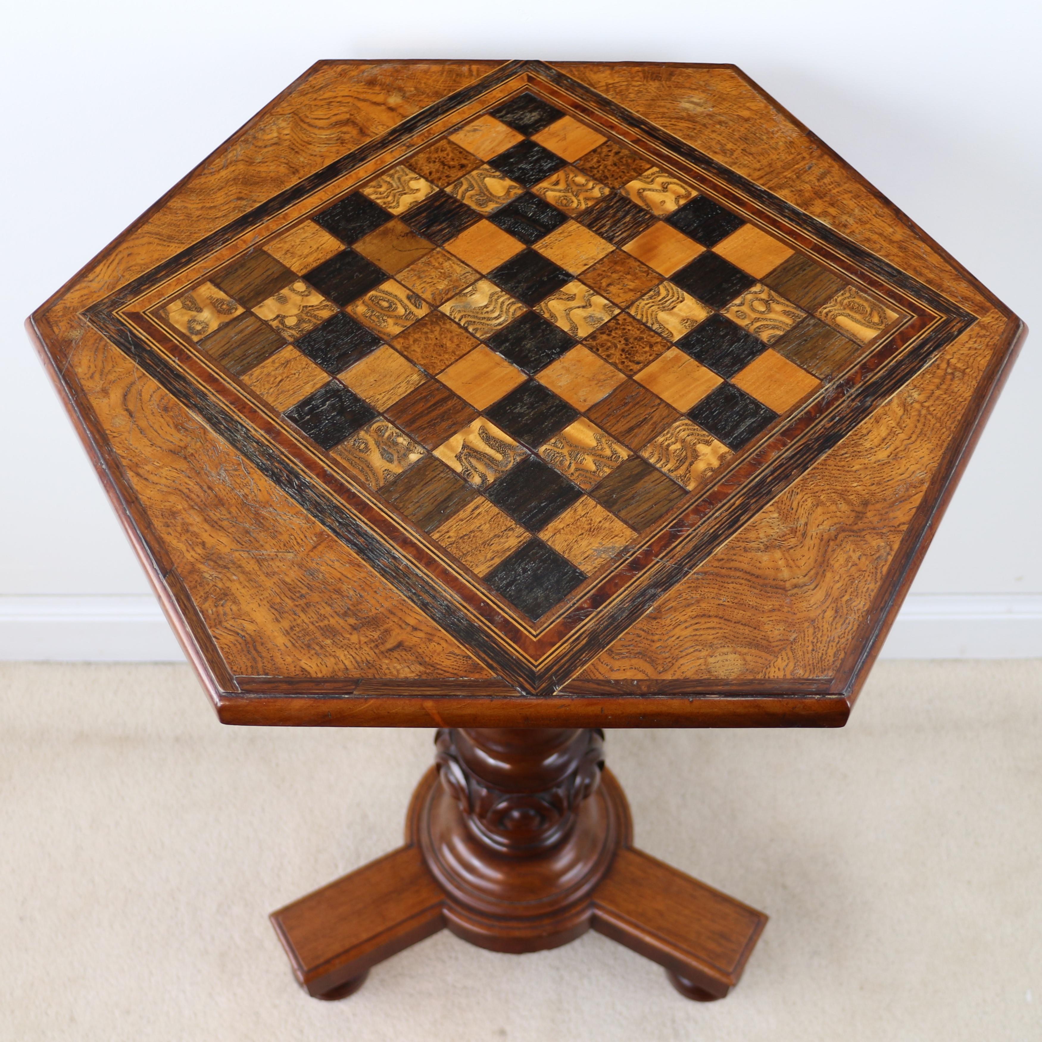 Antique English Pollard Oak Inlaid Specimen Chess Top Occasional Games Table In Good Condition In Glasgow, GB