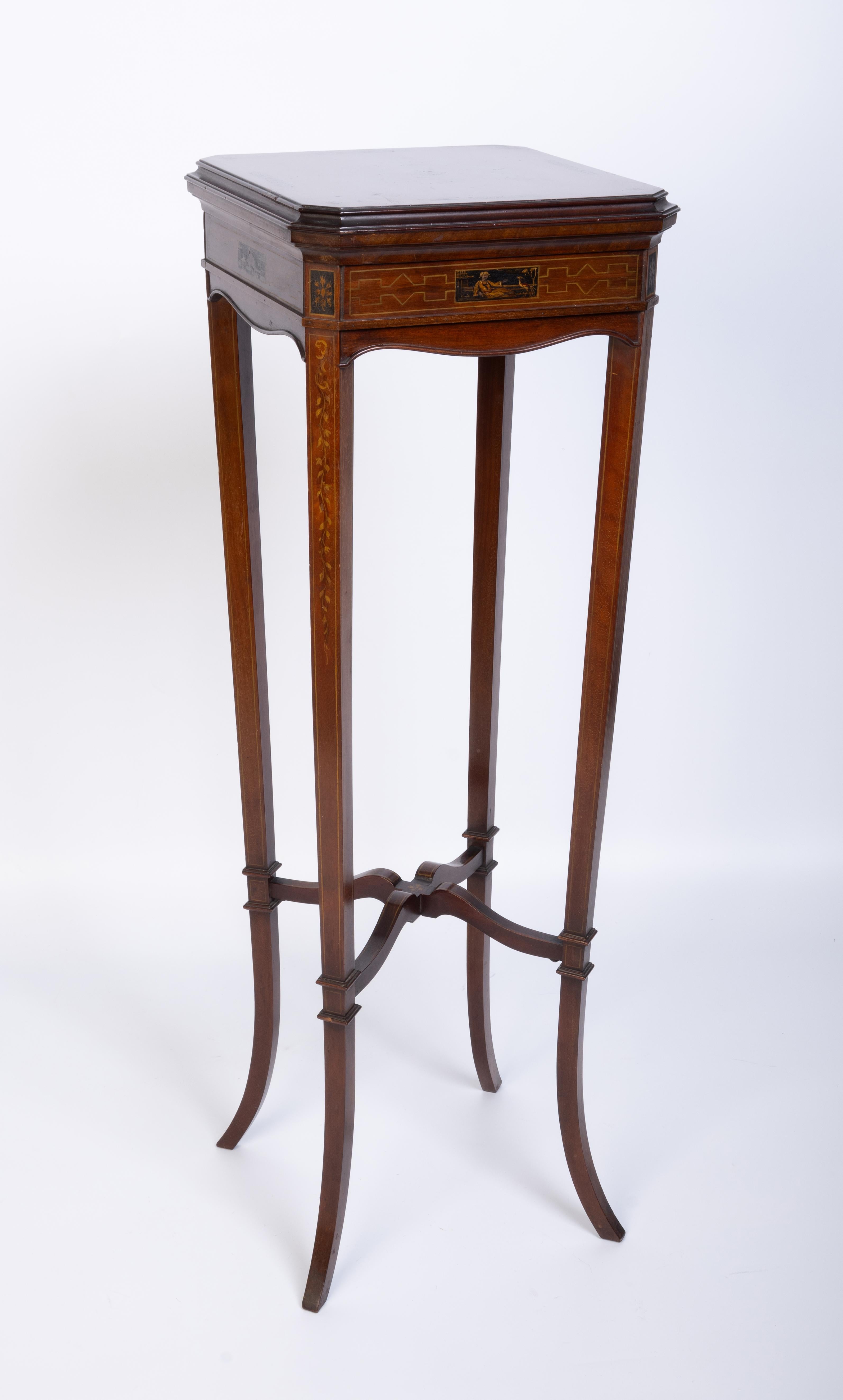 Ancien stand de jardinière en acajou incrusté de polychromie A.I.C. C.1900 en vente 7