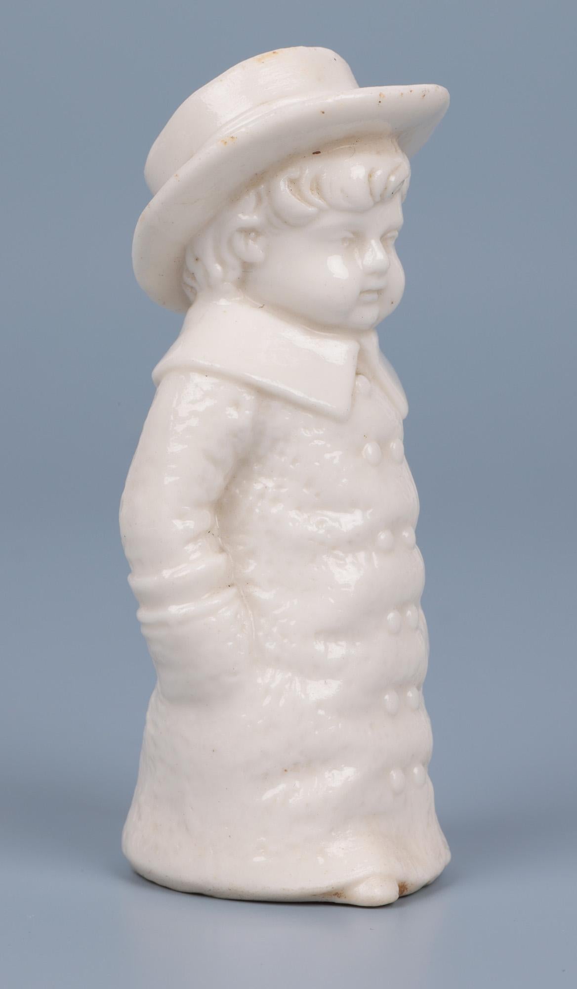 Antike englische Porzellan Junge mit Hut Pfeffer oder Pounce Topf im Angebot 6