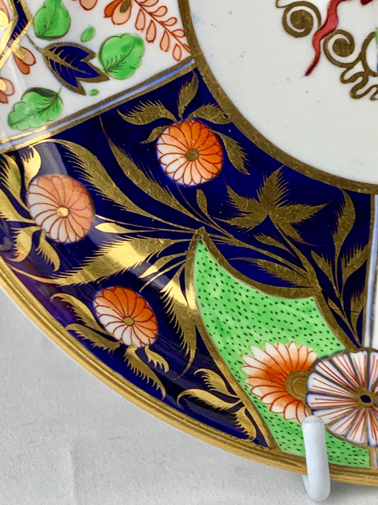 Regency Antico piatto inglese in porcellana dipinto a mano in stile Imari da Spode Circa 1820 in vendita