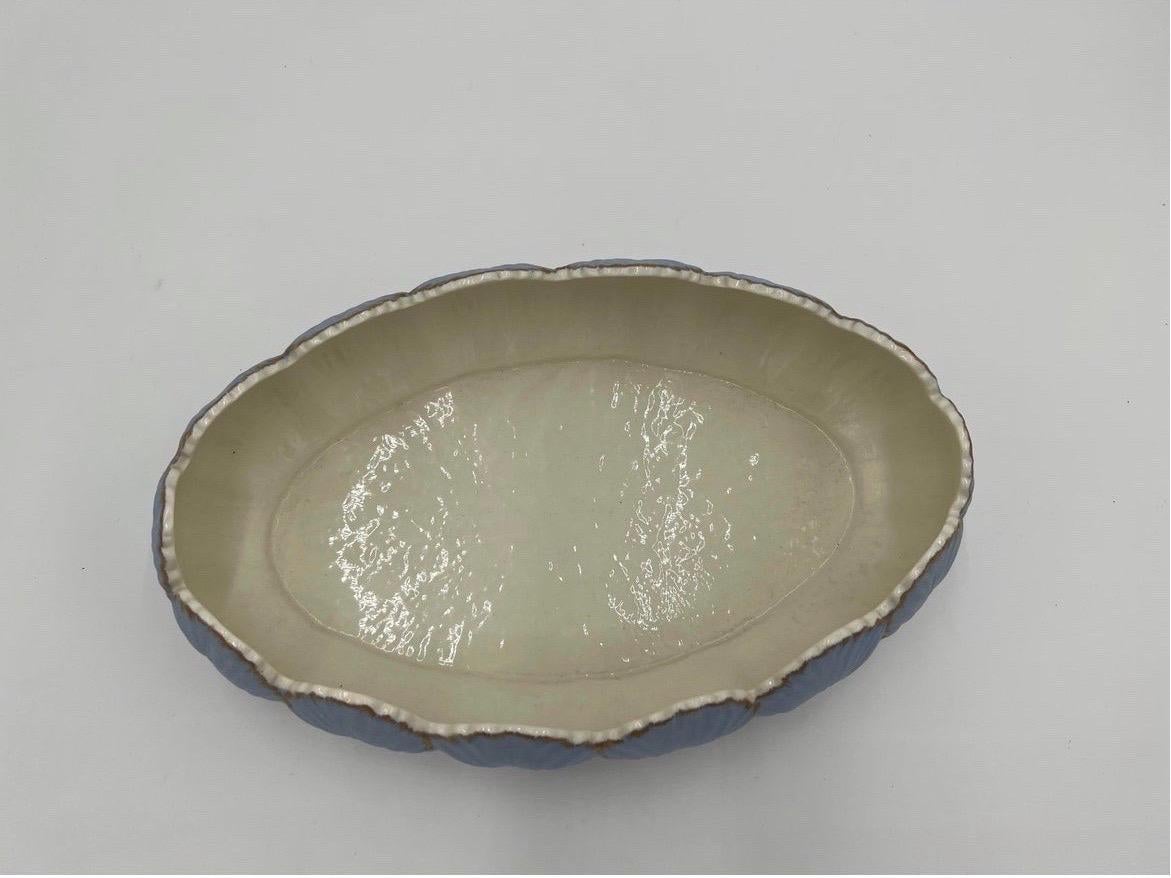 Antike englische Porzellan Foliate Shell Jakobsmuschel gerahmt Tafelaufsatz Schüssel im Angebot 1
