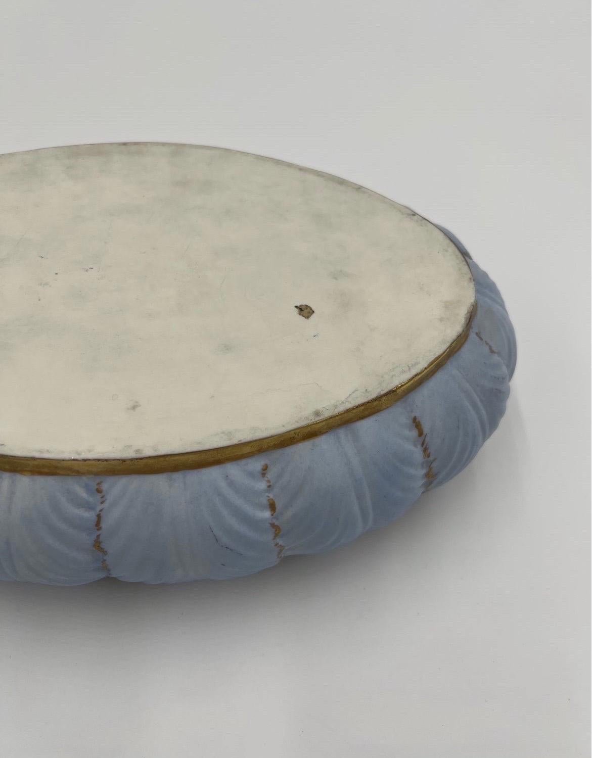 Antique English Porcelain Foliate Shell Scallop Rimmed Centerpiece Bowl For Sale 4