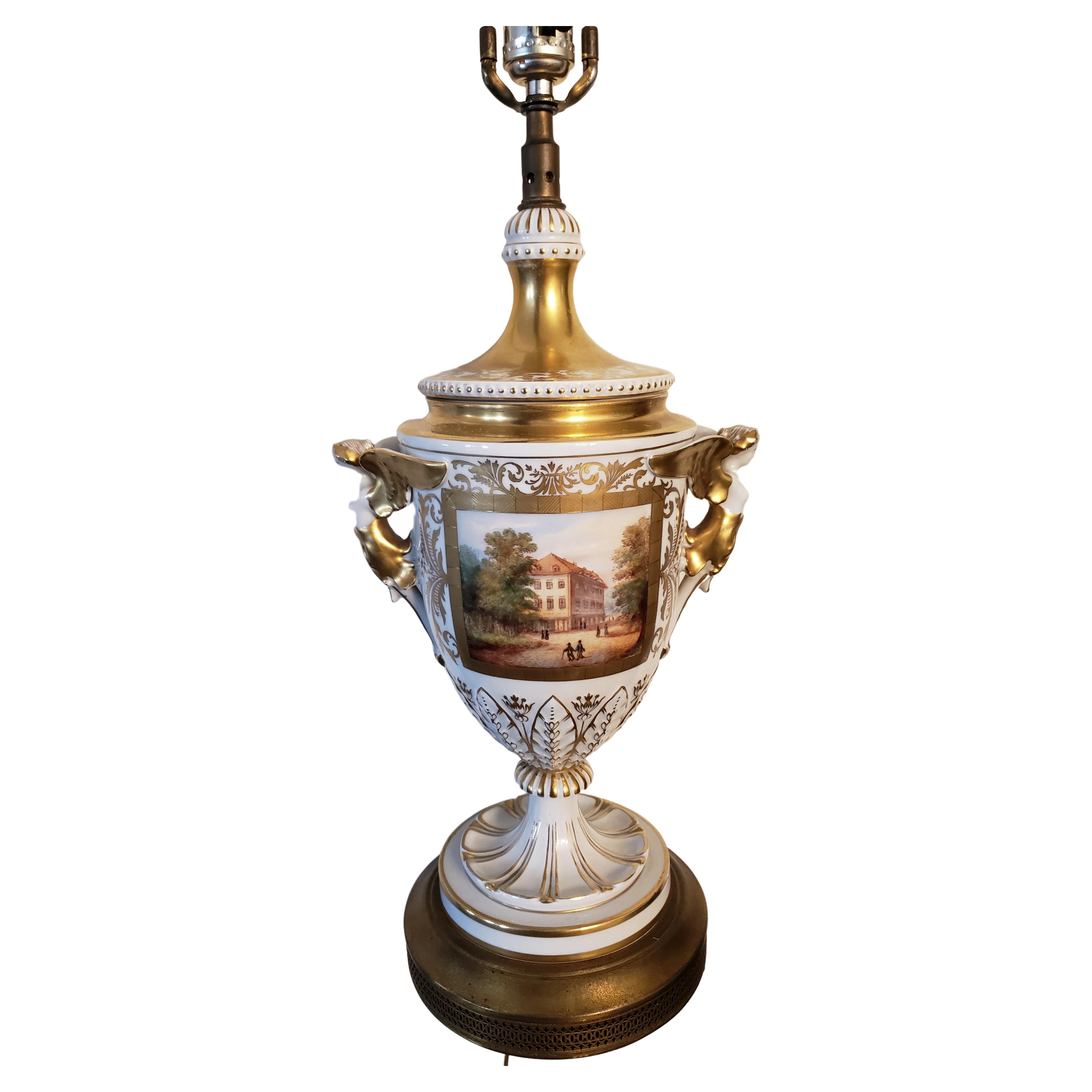 Antique English Porcelain Hand Painted 24K Gold Plated Trophy Lamp, Circa 1920s For Sale 5