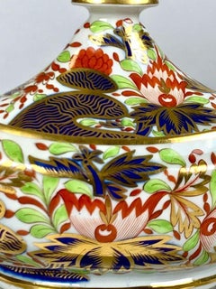 Antique English Porcelain Sugar Box by Worcester Thumb & Finger Pattern C. 1820