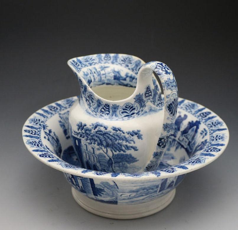Ceramic Antique English Pottery Ewer and Wash Basin Blue and White, Early 19th Century For Sale