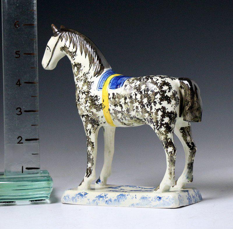 Antique English Pottery Figure of a Standing Horse, circa 1800 In Good Condition For Sale In Woodstock, OXFORDSHIRE