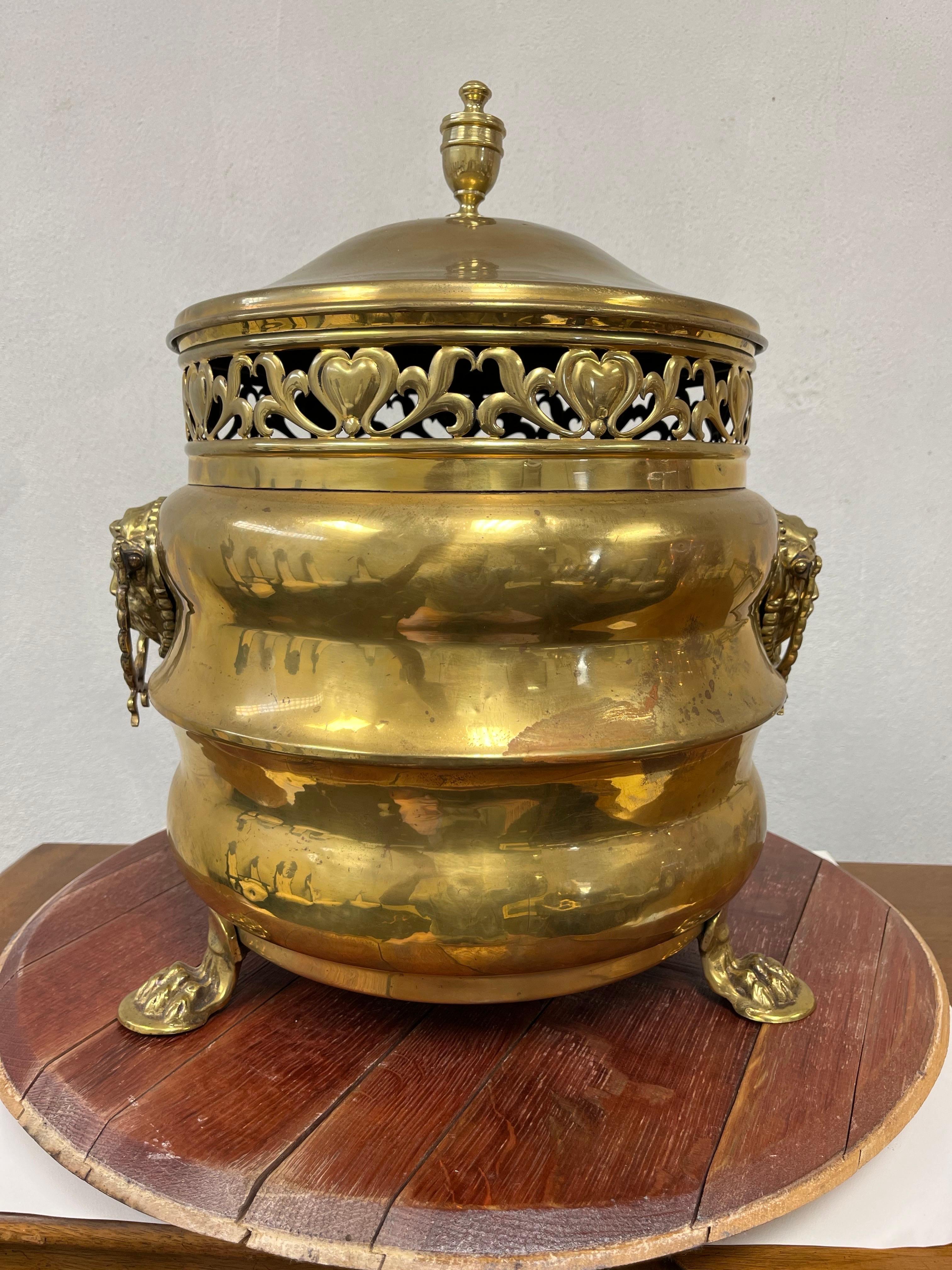 Regency Antique English Purdonium or Coal Scuttle For Sale