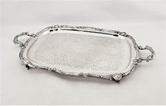 Antikes englisches rechteckiges versilbertes Serviertablett mit stilisiertem Muscheldekor