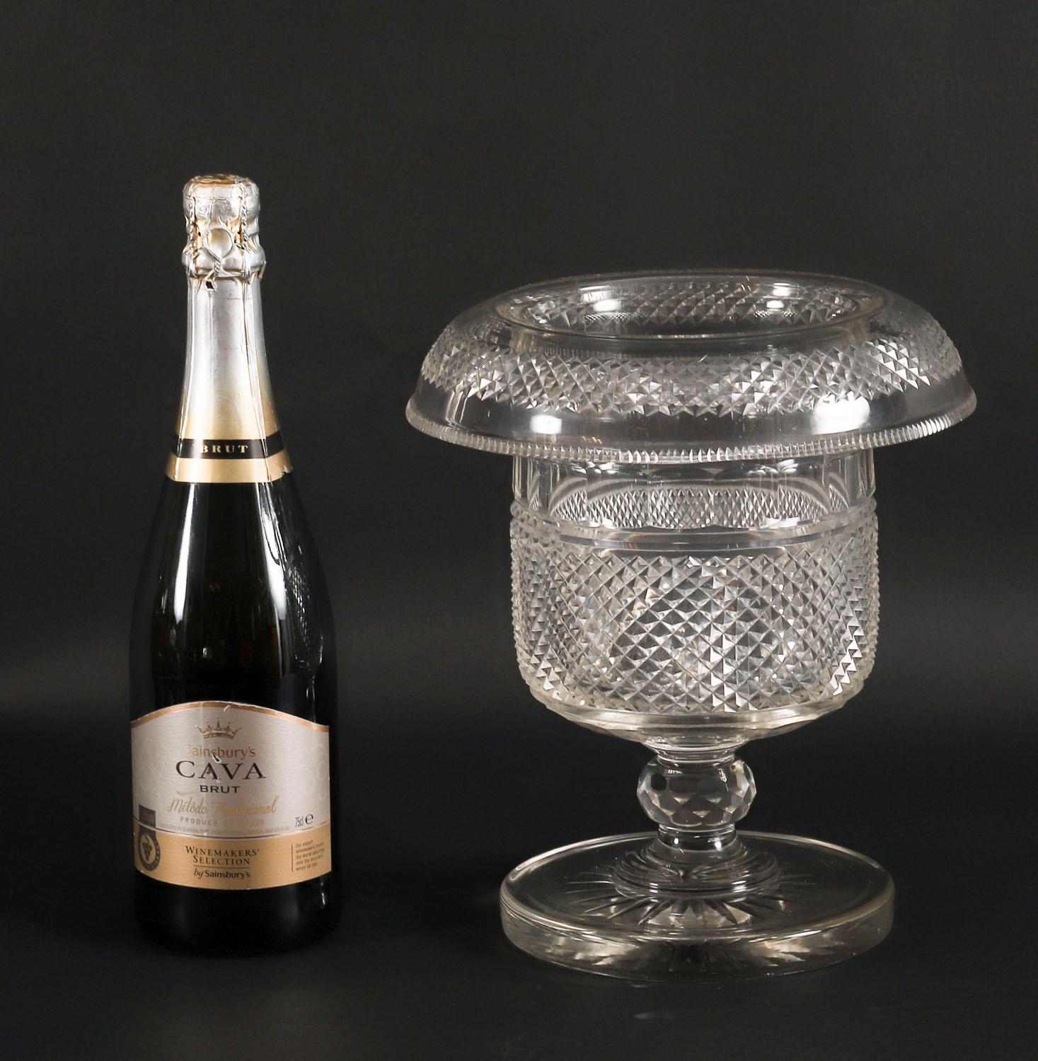 Antico frigorifero per vino e champagne in cristallo tagliato della Reggenza inglese del XIX secolo in vendita 2