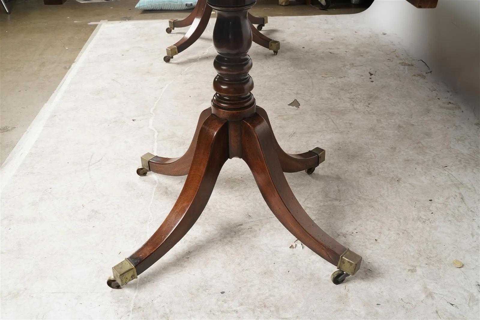 19th Century Antique English Regency Double Pedestal Mahogany Dining Table (AF1-094) For Sale