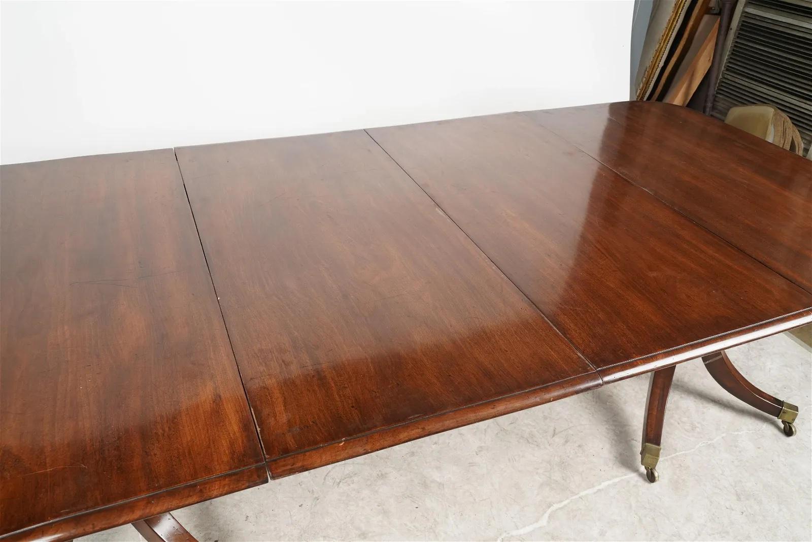 Antique English Regency Double Pedestal Mahogany Dining Table (AF1-094) For Sale 3
