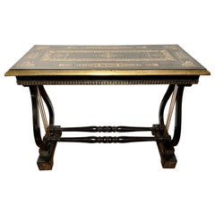 Antigua mesa inglesa de la Regencia con incrustaciones de madera ebonizada, circa 1890