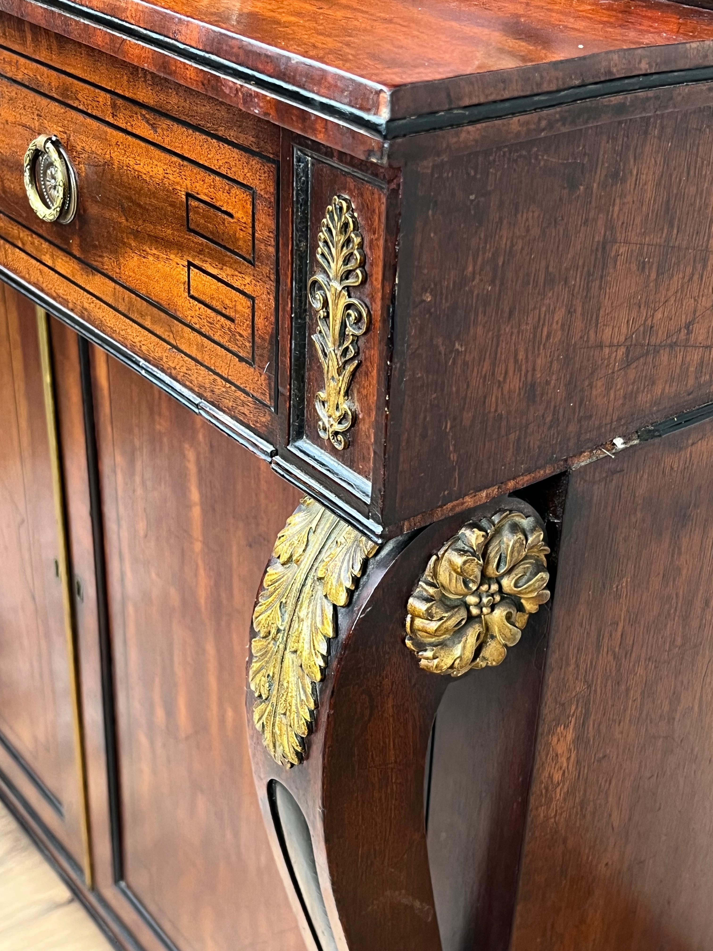 Antique English Regency Mahogany Butlers Secretary c. 1820 For Sale 7