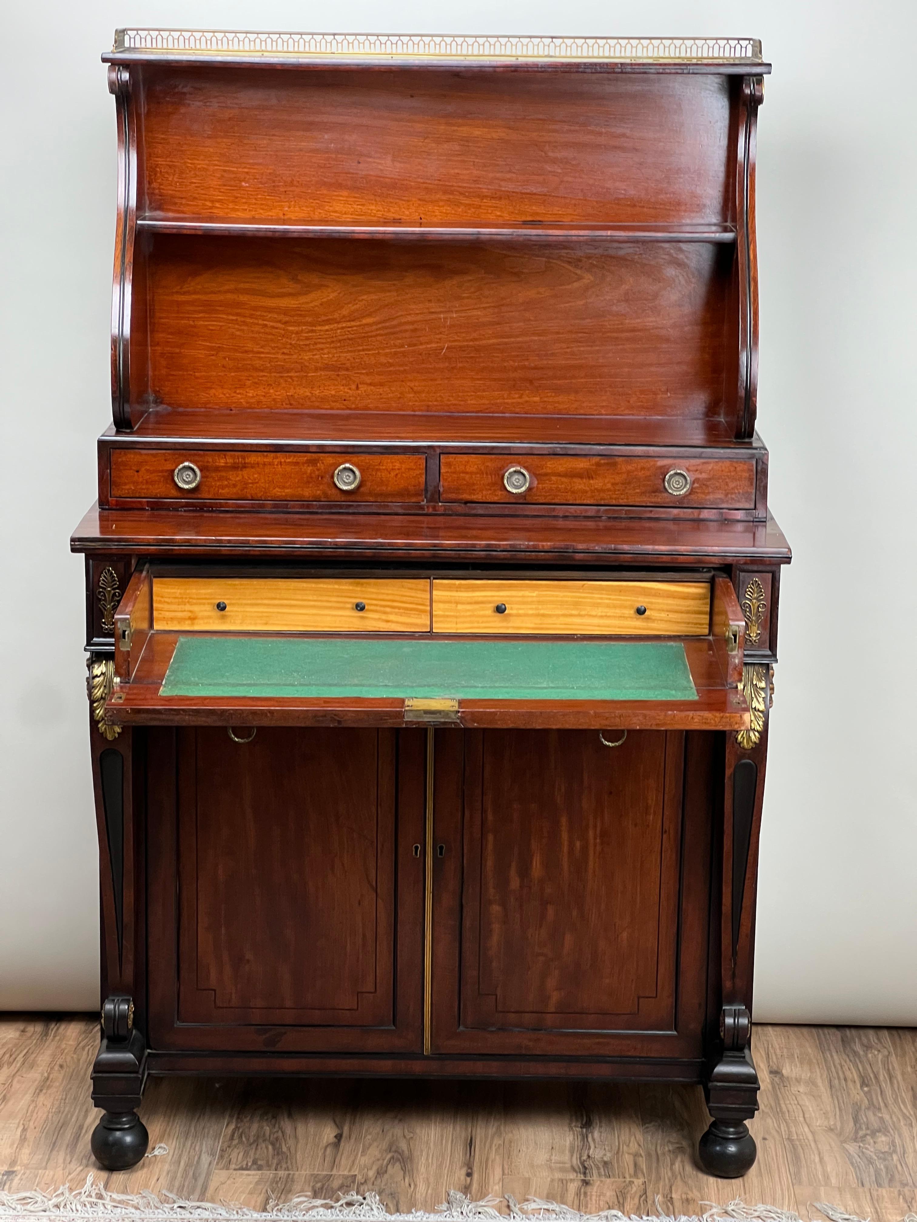 Antique English Regency Mahogany Butlers Secretary c. 1820 For Sale 3