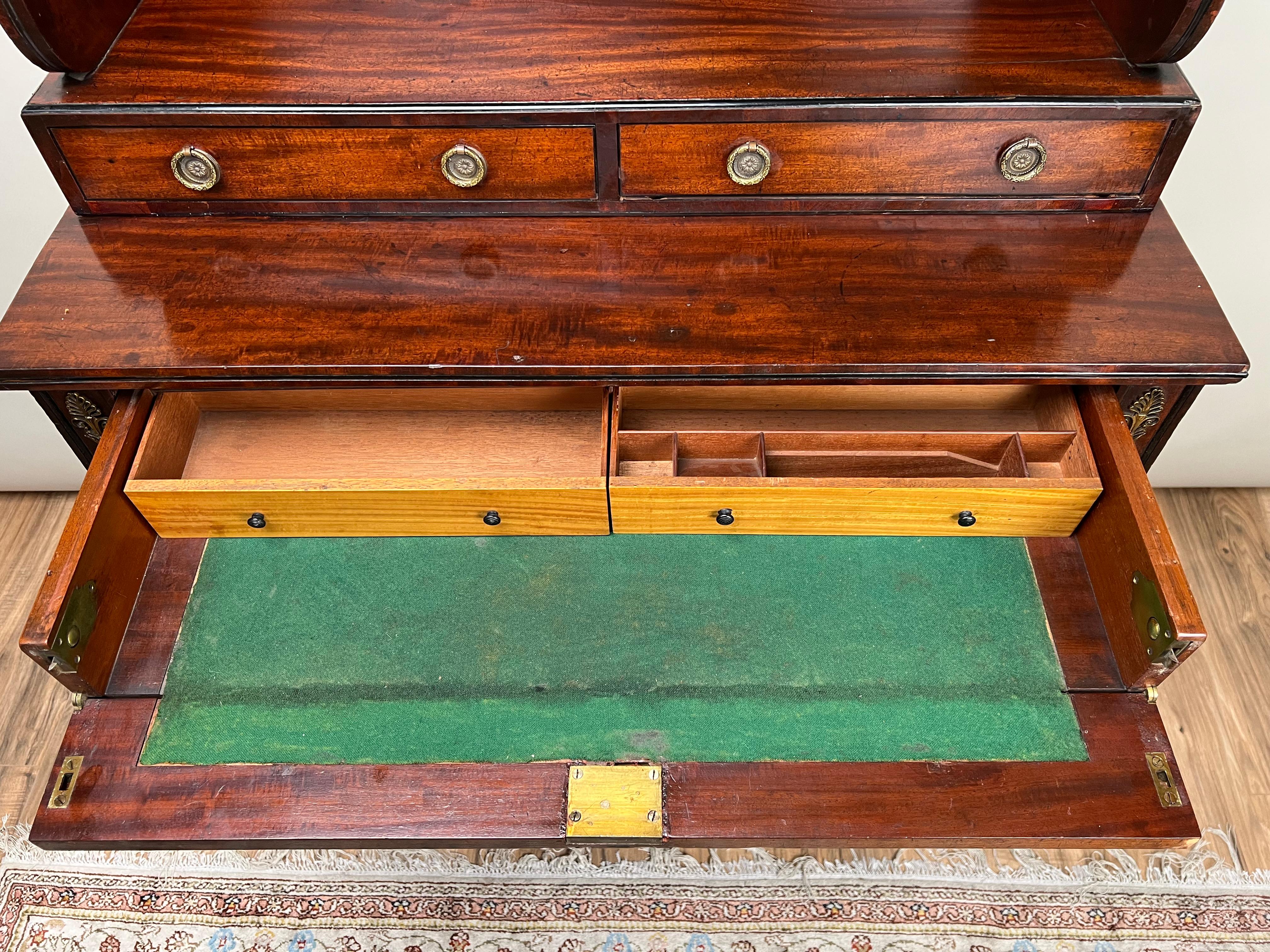Antique English Regency Mahogany Butlers Secretary c. 1820 For Sale 4