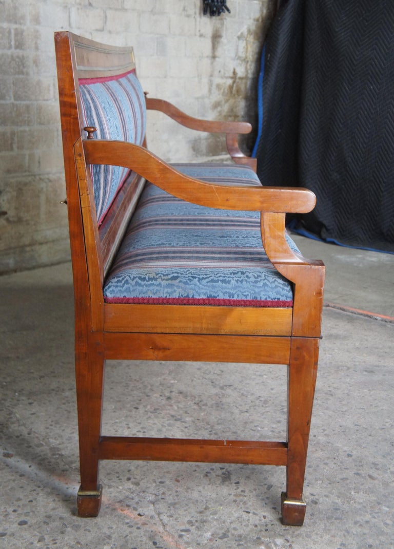 Antique Mission Style Sleeper Sofa Baci Living Room