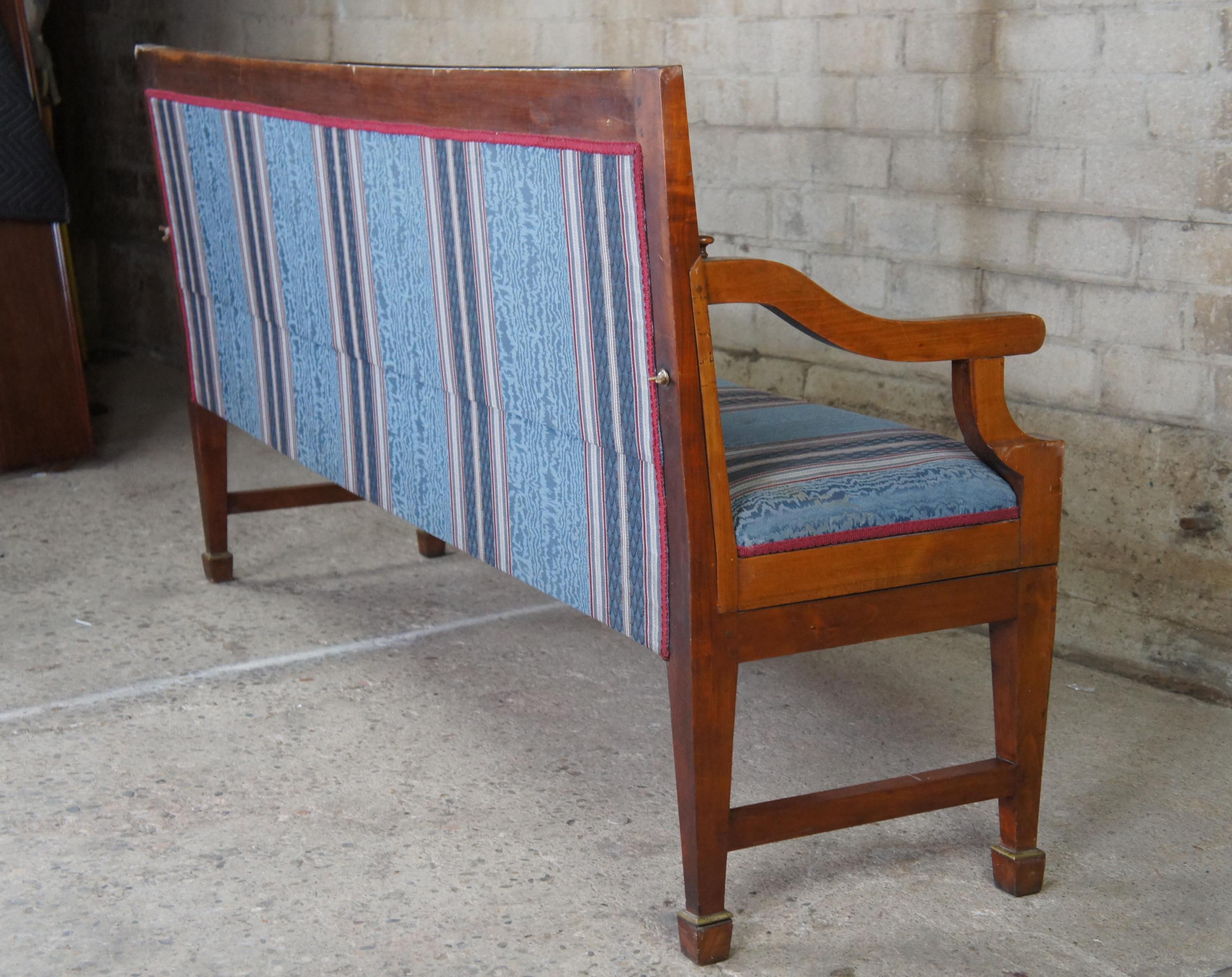 Antique English Regency Mahogany Folding Bench Loveseat Sleeper Sofa Campaign For Sale 4
