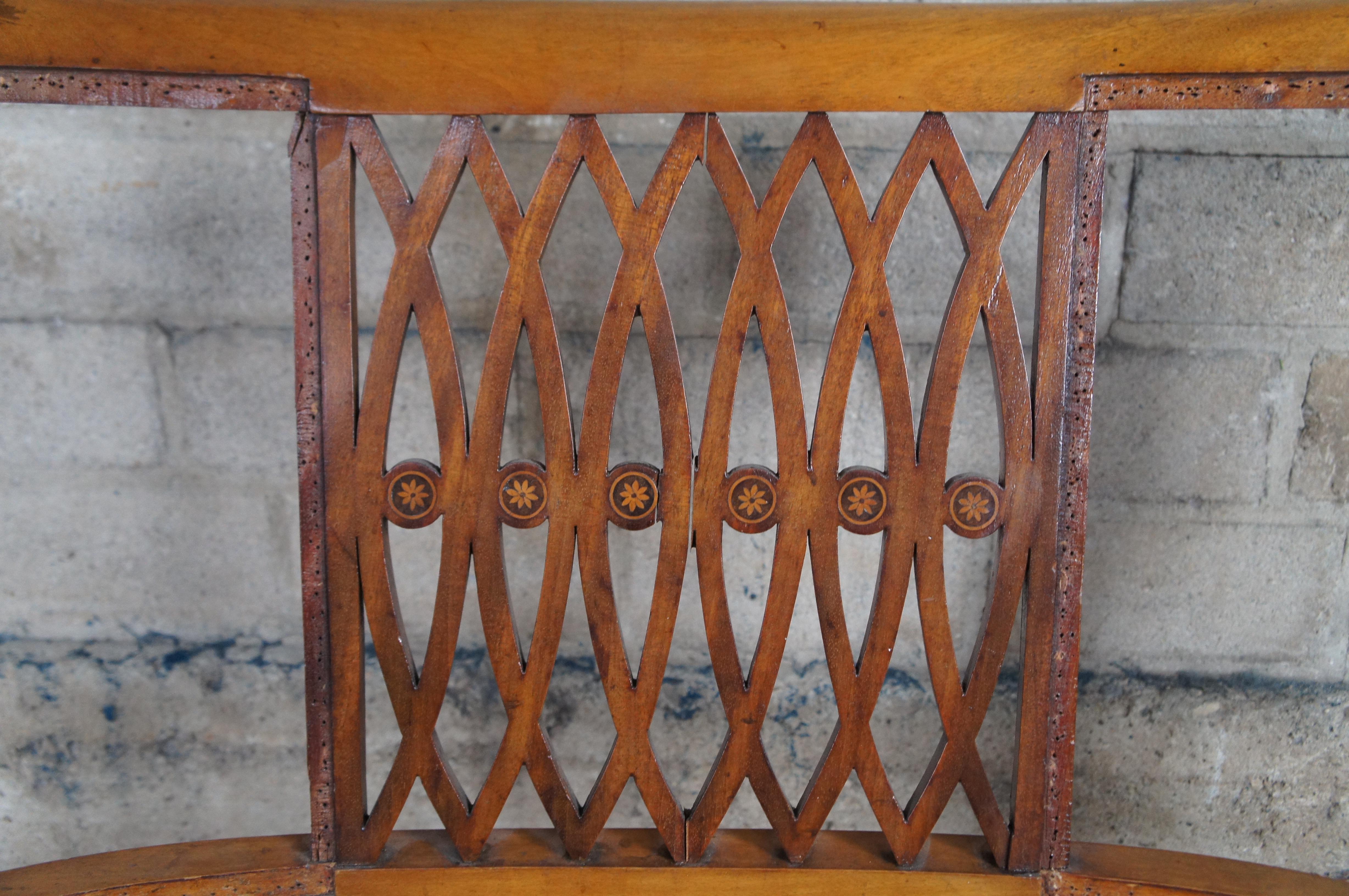 Antike englische Regency-Parlor-Suite-Sessel aus Mahagoni mit Intarsien und Fassrückenlehne im Angebot 8