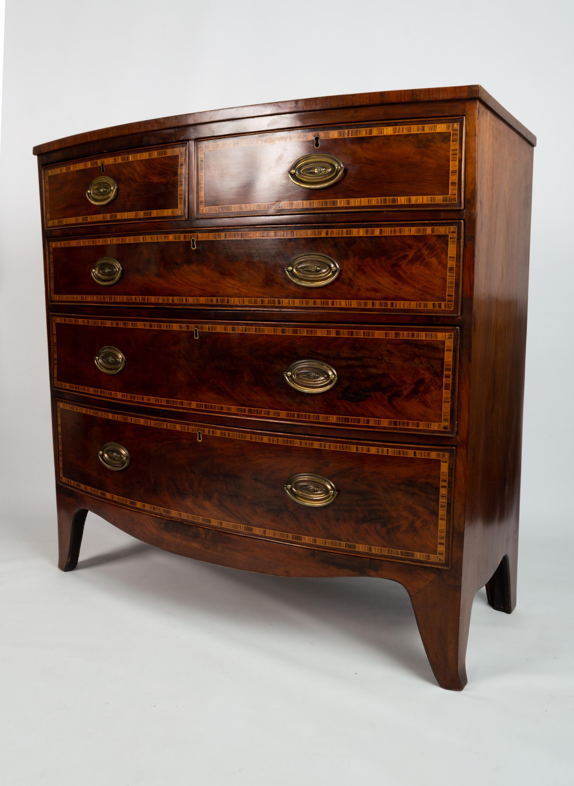 Antique English Regency Mahogany Inlaid Bow Front Chest Of Drawers C.1815 For Sale 10