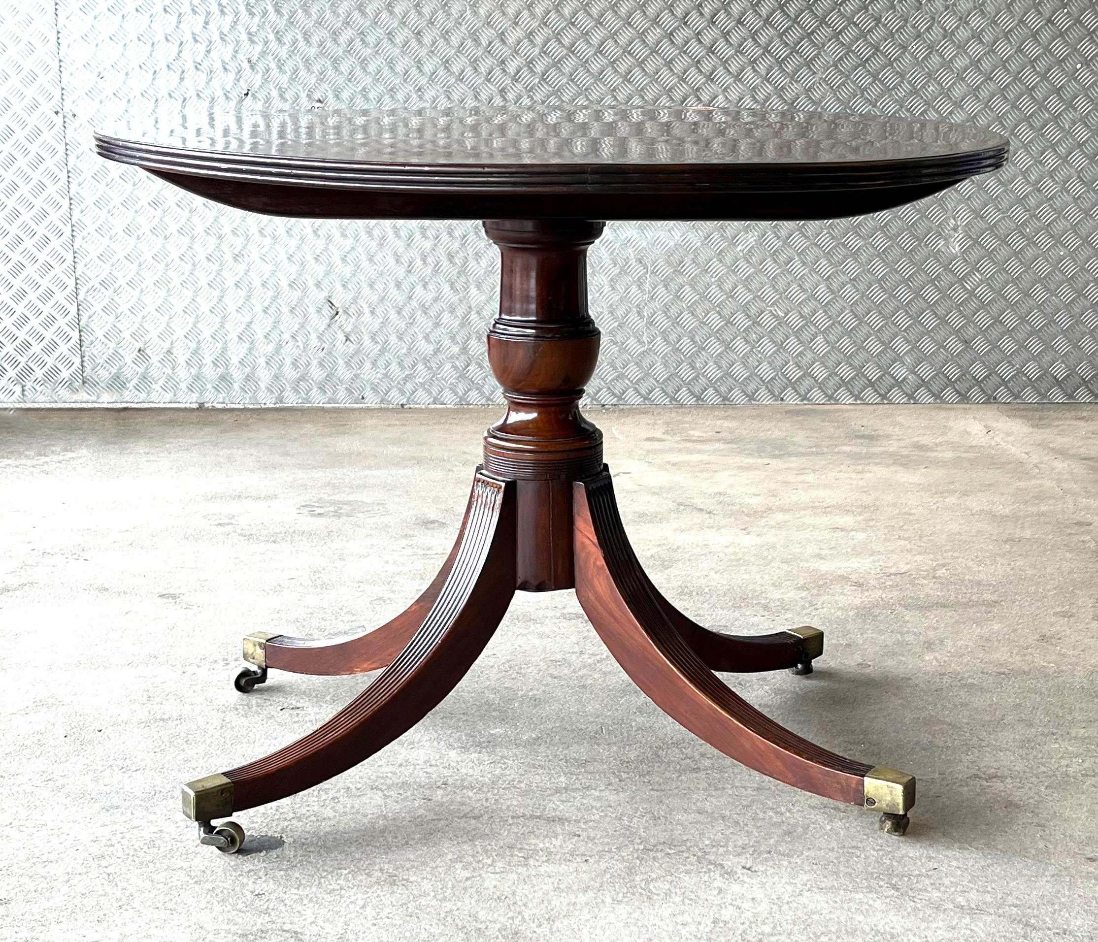 Antique English Regency Mahogany Tilt Top Centre Table Breakfast Table C.1800 For Sale 3