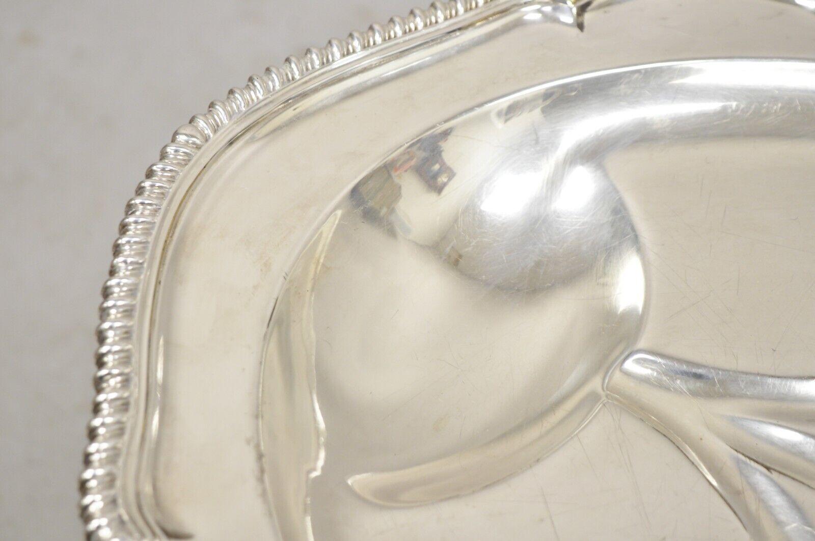 Antique English Regency Oval Silver Plated Meat Cutlery Serving Platter Tray en vente 4