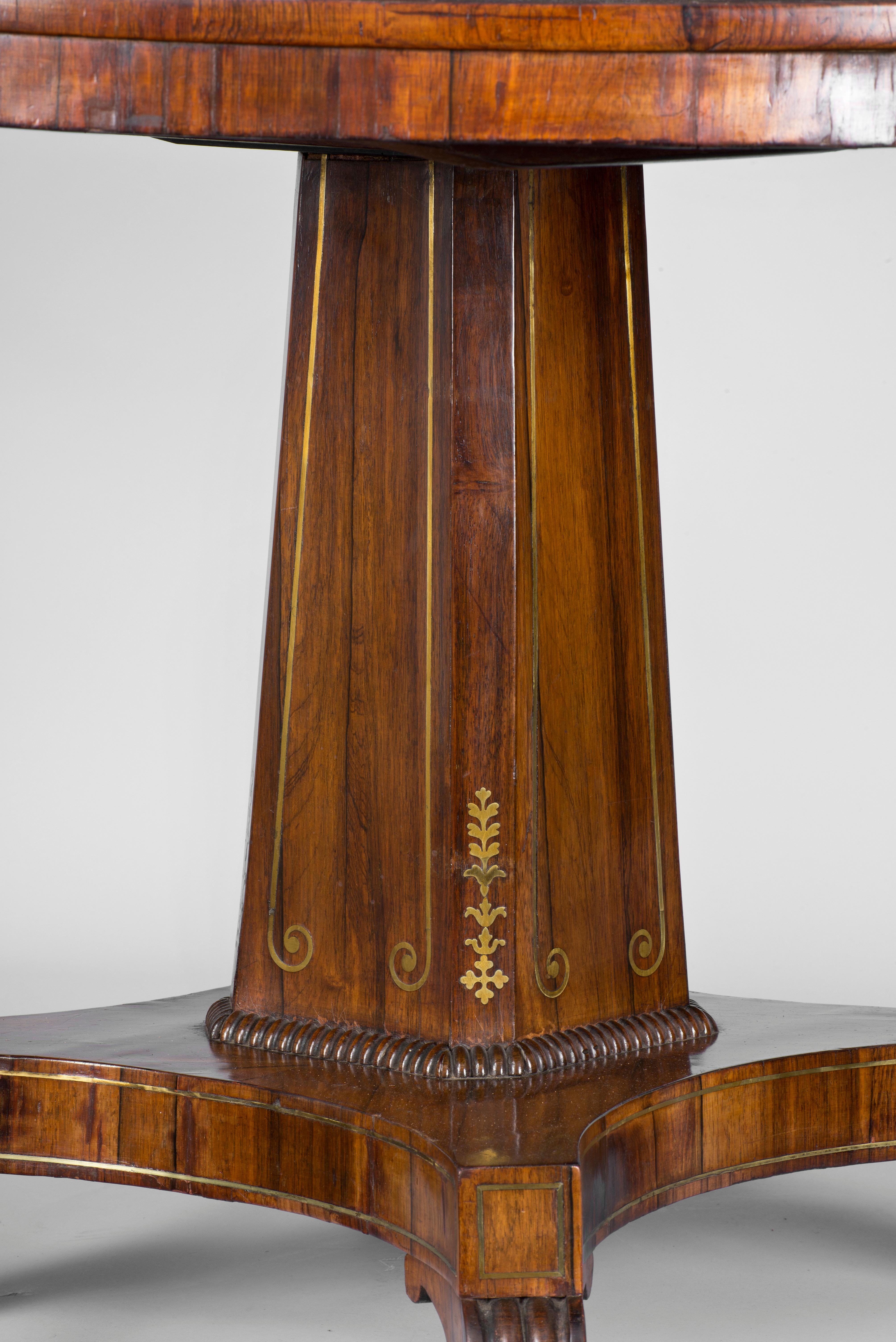 Antique English Regency Rosewood Centre Table For Sale 1