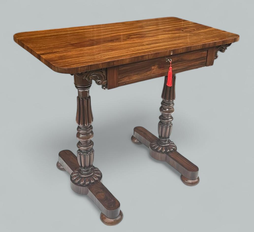 Antique English Regency Rosewood Lady's Writing Desk Occasional Side Table 19Ct en vente 5