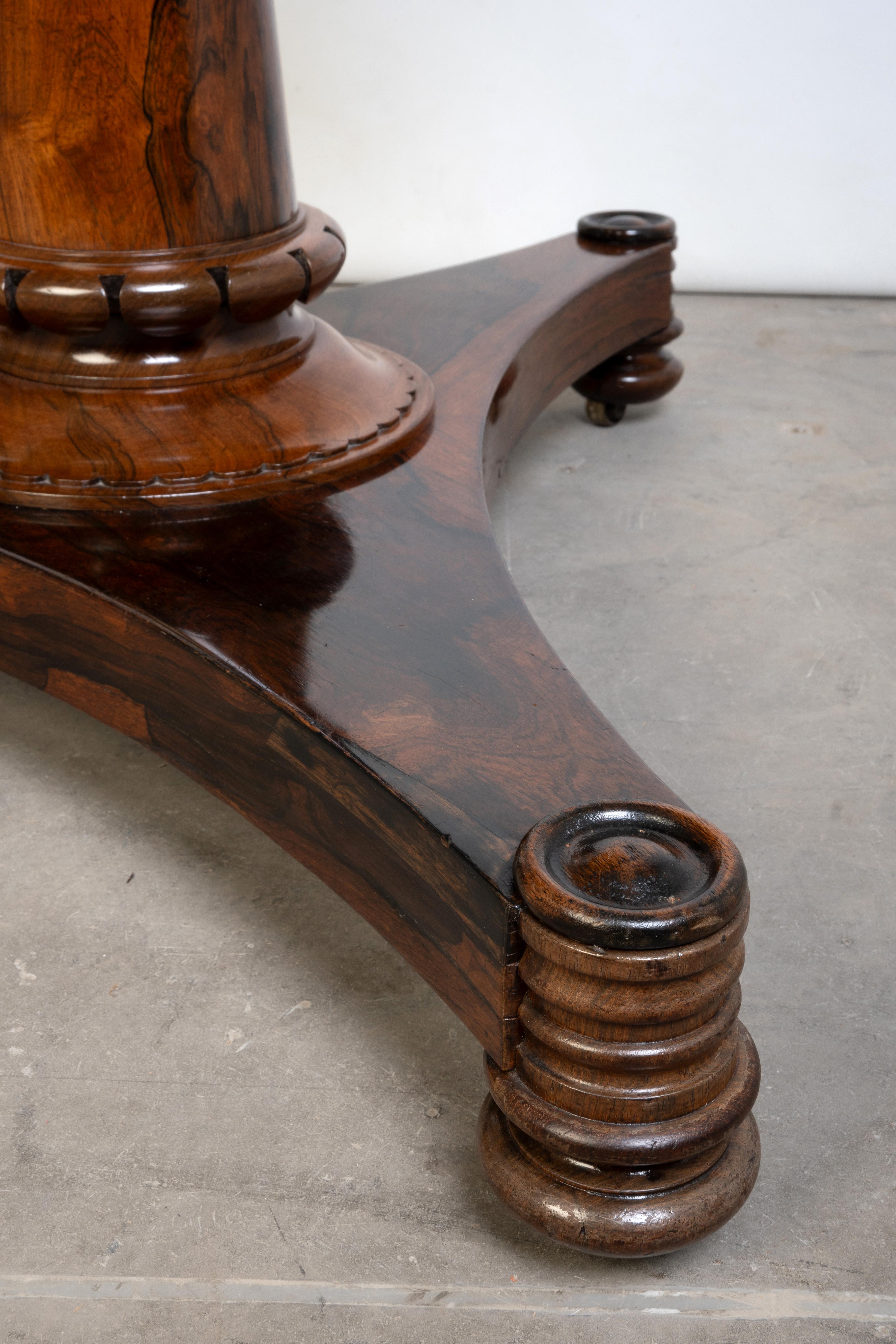 Antique English Regency Rosewood Tilt Top Centre Table C.1820 For Sale 10