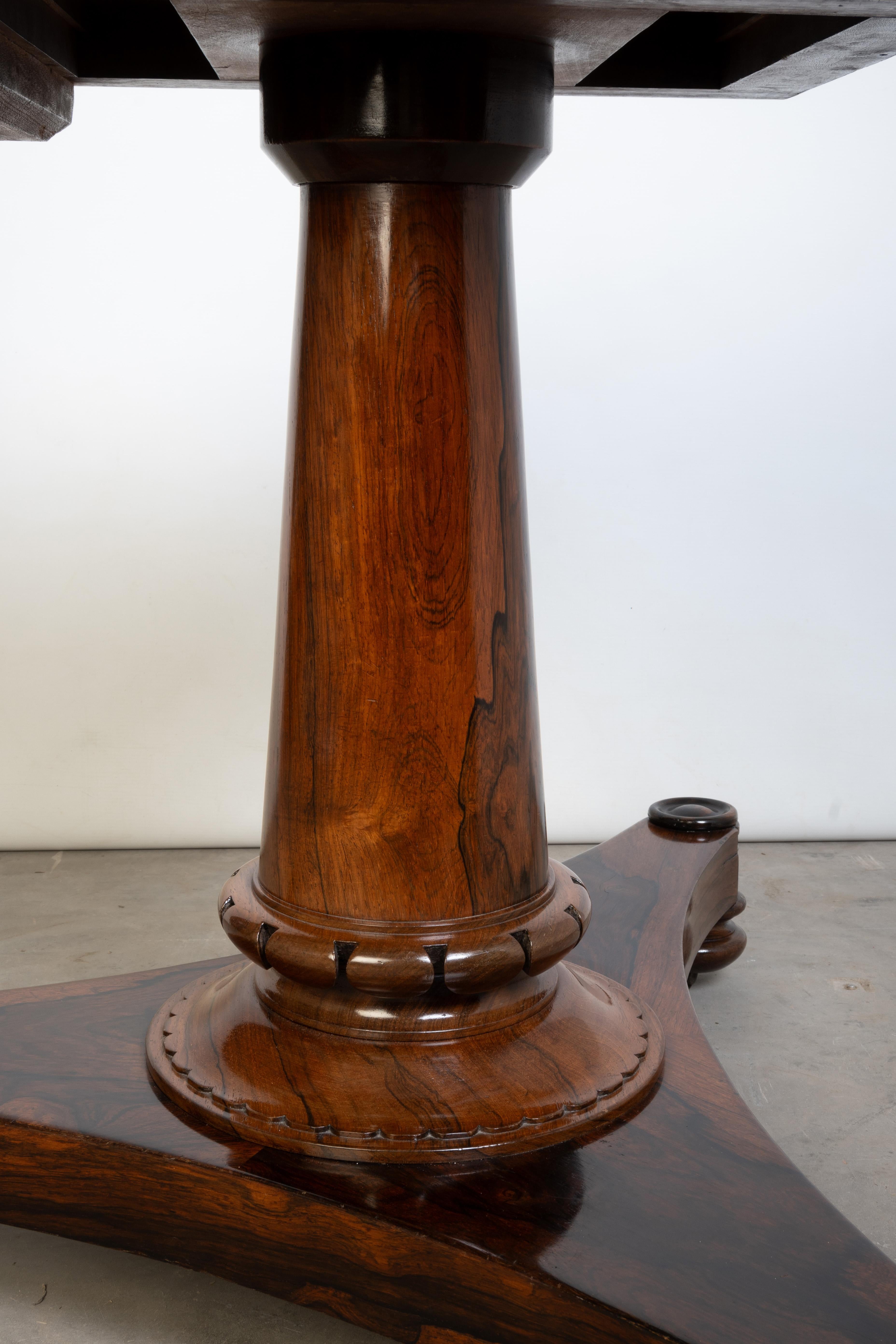 Antique English Regency Rosewood Tilt Top Centre Table C.1820 For Sale 11