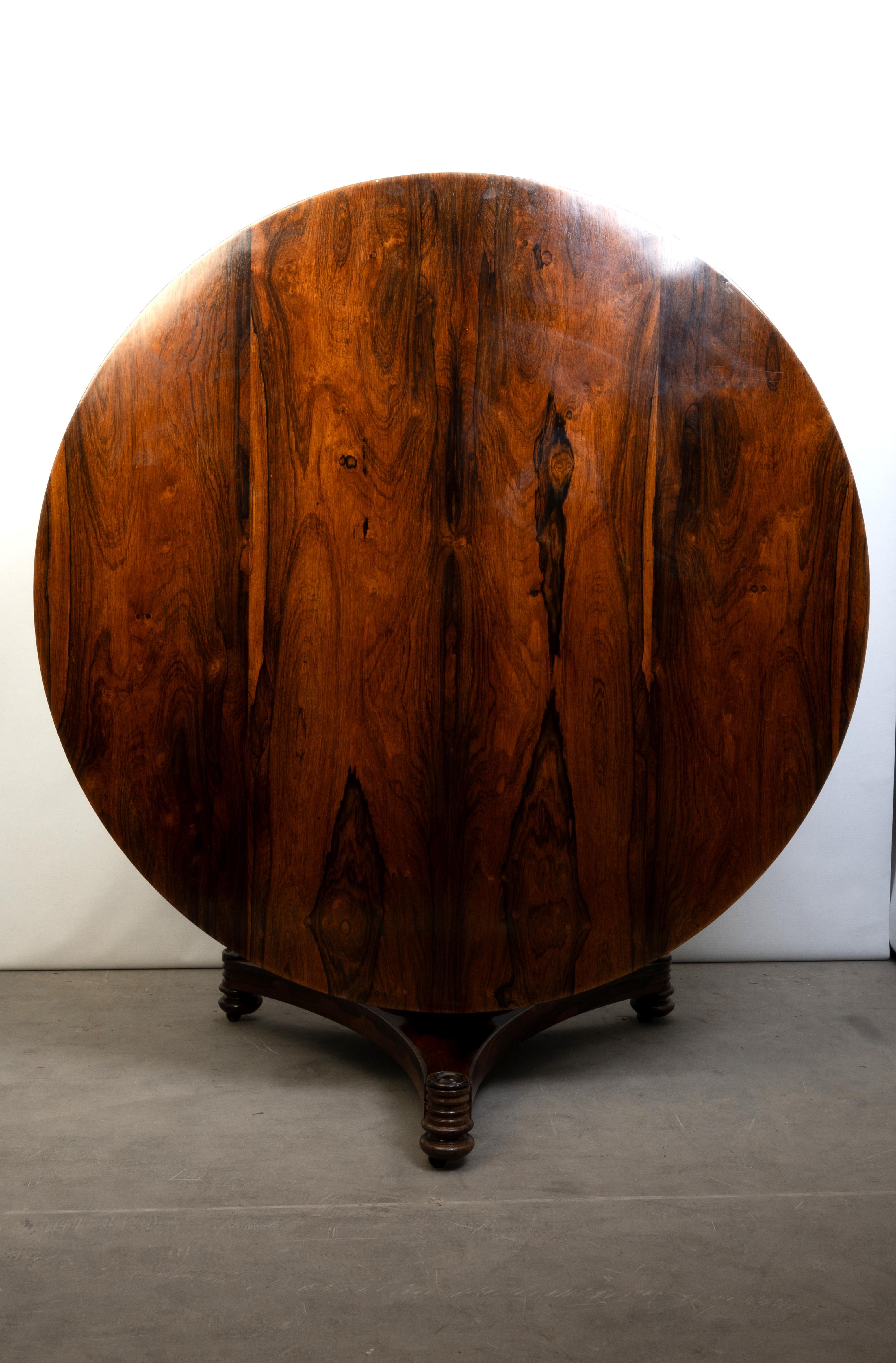 Antique English Regency Rosewood Tilt Top Centre Table C.1820 For Sale 4