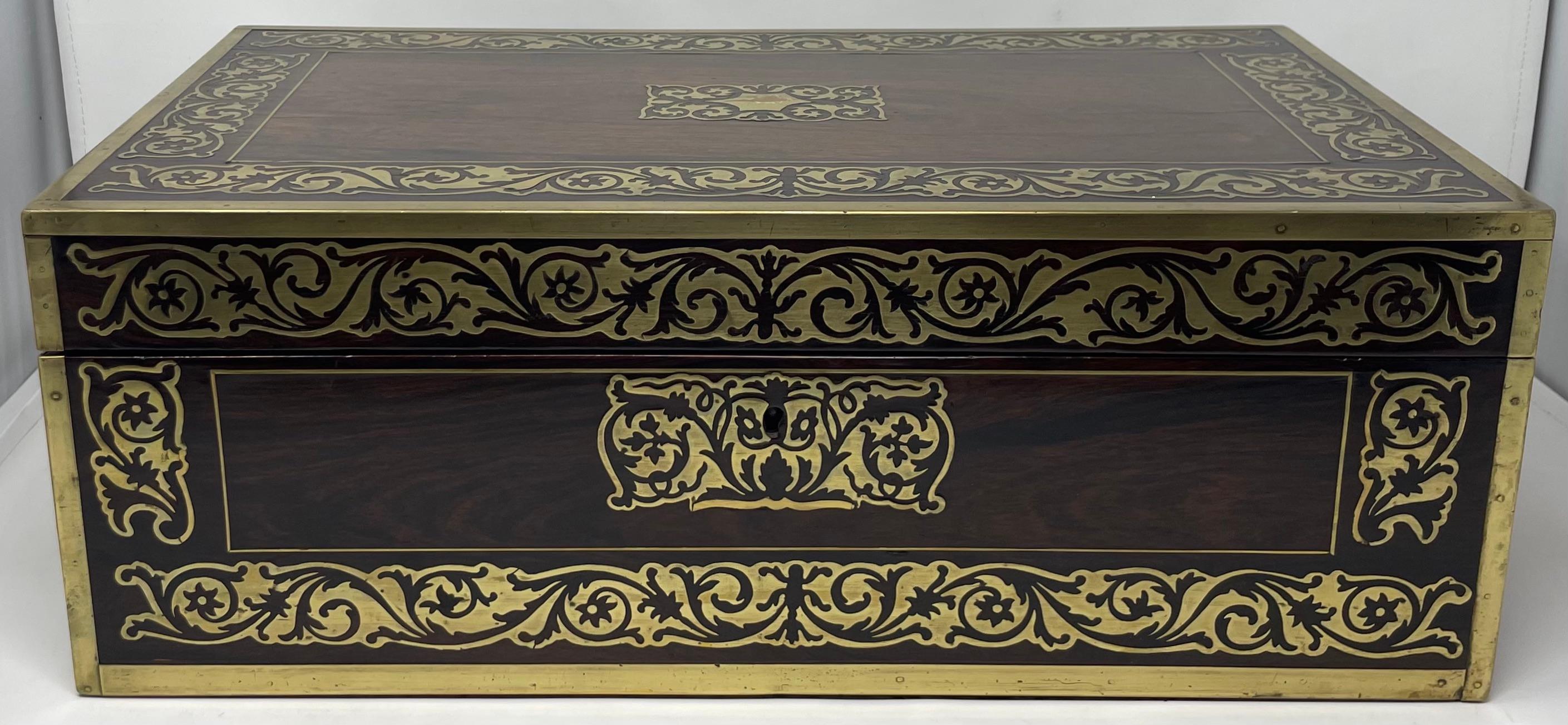 Antike englische Regency-Schreibtischschachtel aus Palisanderholz für die Reise, um 1830 (Rosenholz) im Angebot
