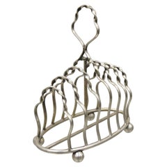 Antiker englischer versilberter Toast Rack Briefhalter mit Kugelfüßen (A)