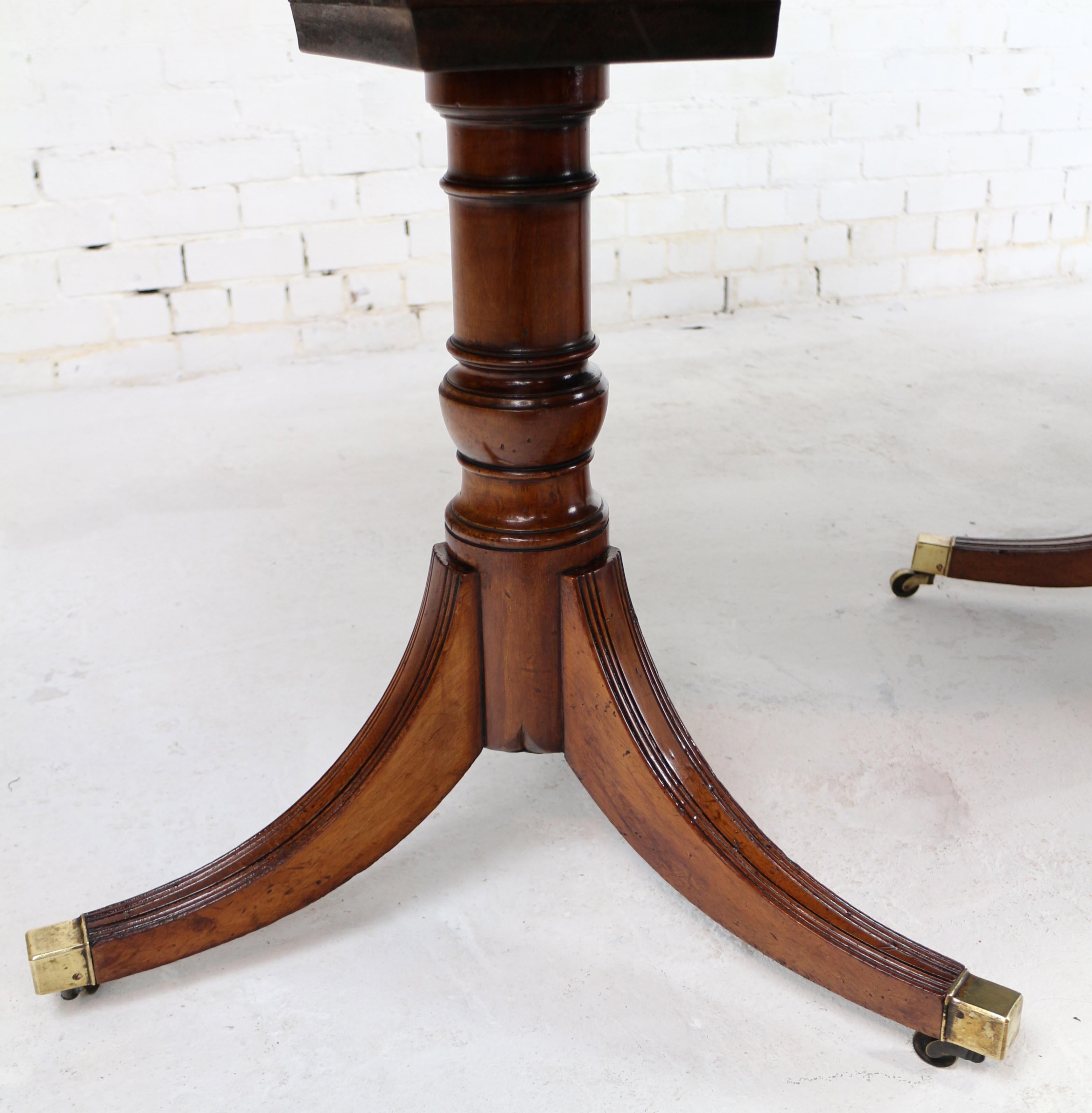 Antique English Regency Solid Mahogany Three Pillar Dining Table and 2 Leaves 8