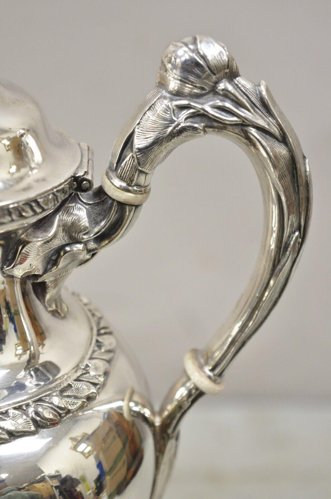 Antique Anglais Regency Swan Finial Silver Plated Tea Pot Set, 3 Pc Set en vente 6