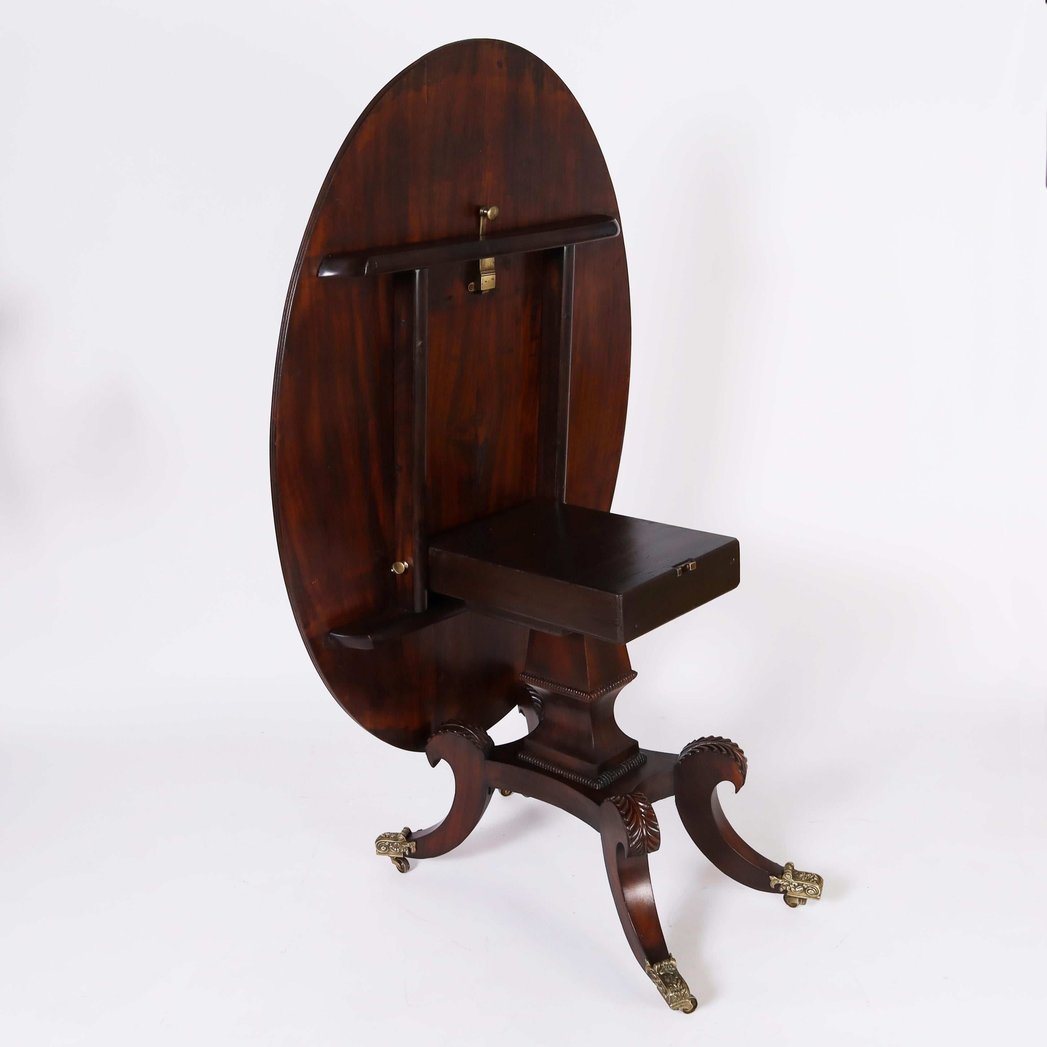 Ancienne table anglaise Regency à plateau basculant en vente 3