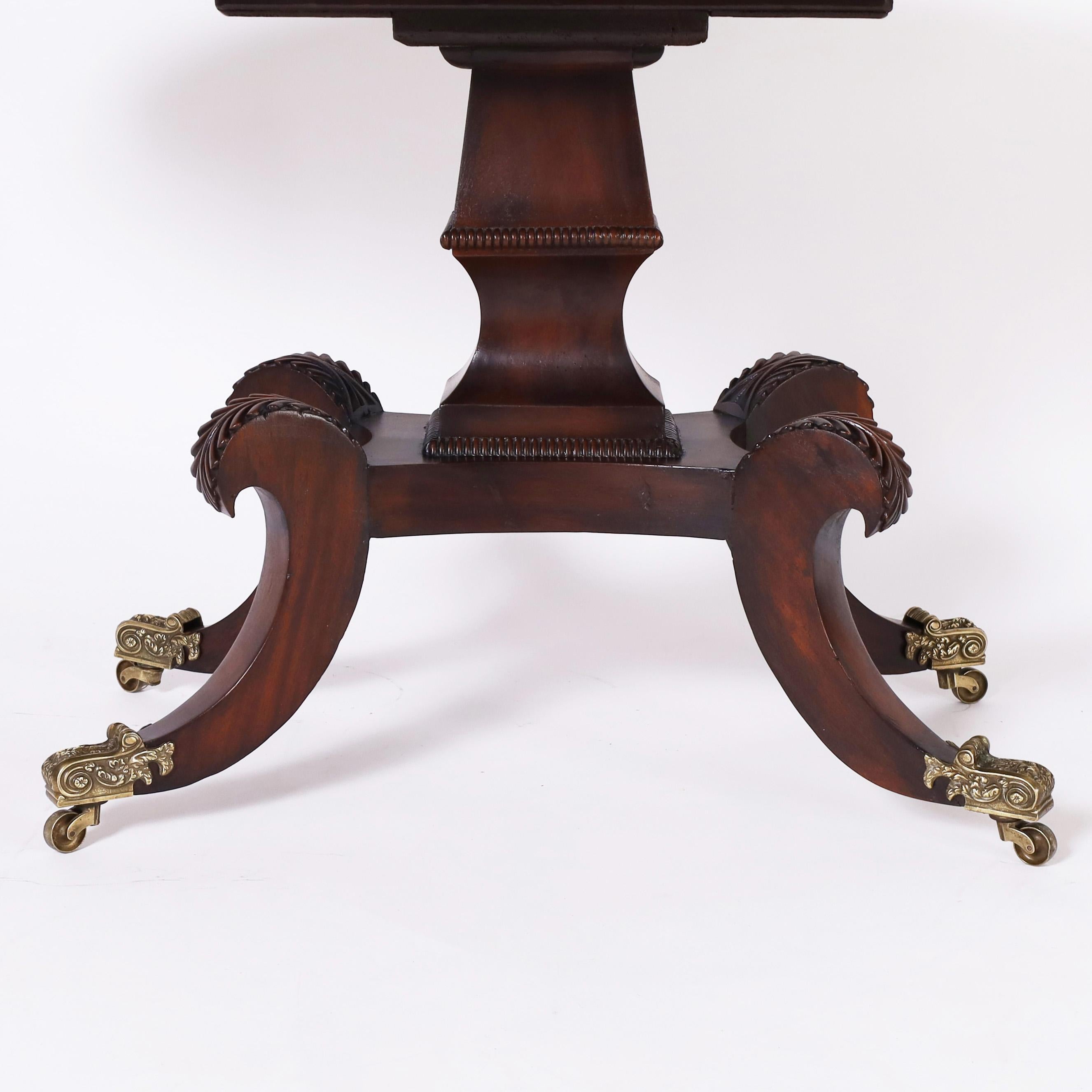 XIXe siècle Ancienne table anglaise Regency à plateau basculant en vente