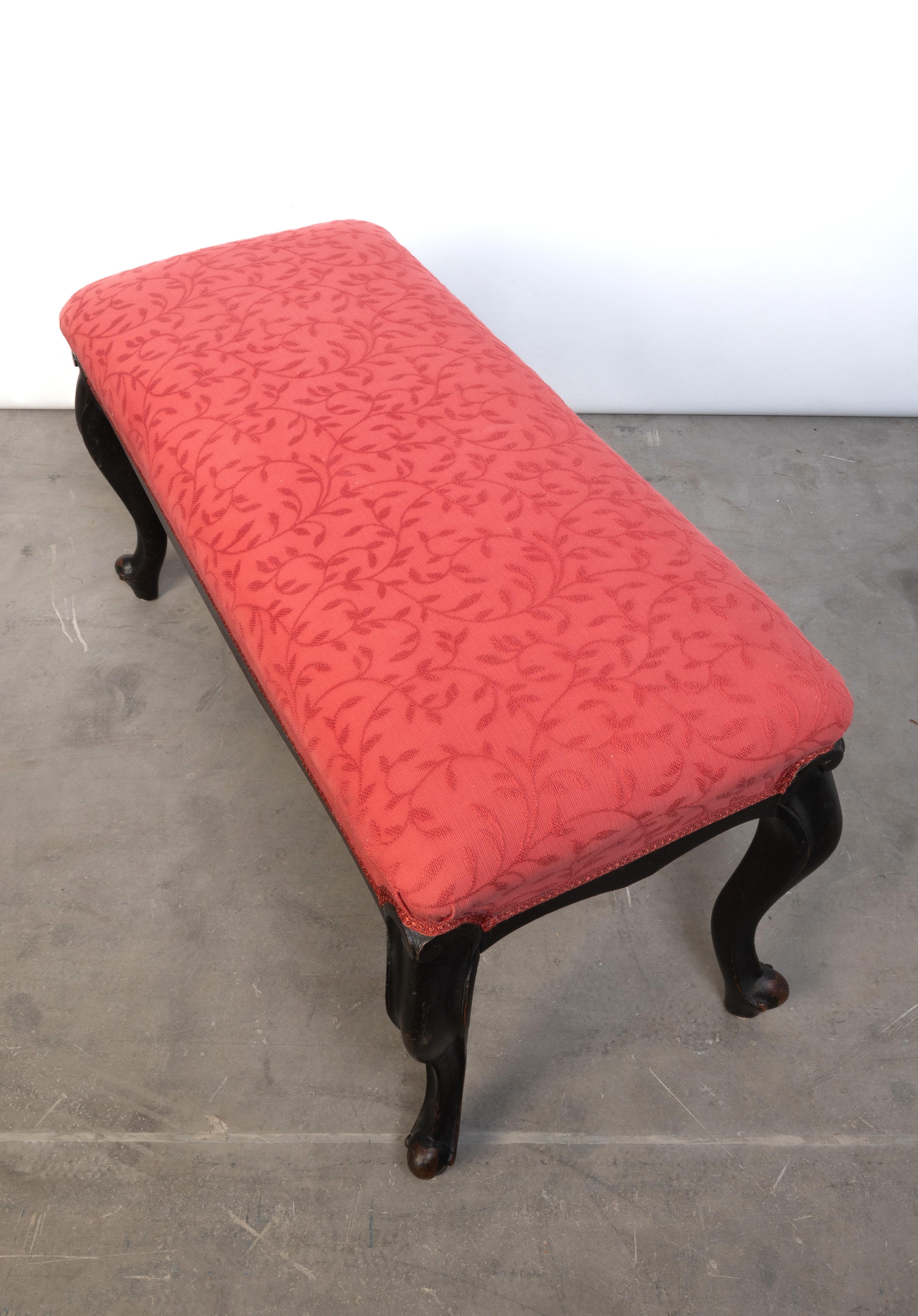 Antiker englischer langer gepolsterter Regency-Fußhocker mit Bank im Regency-Stil, um 1820 im Angebot 5