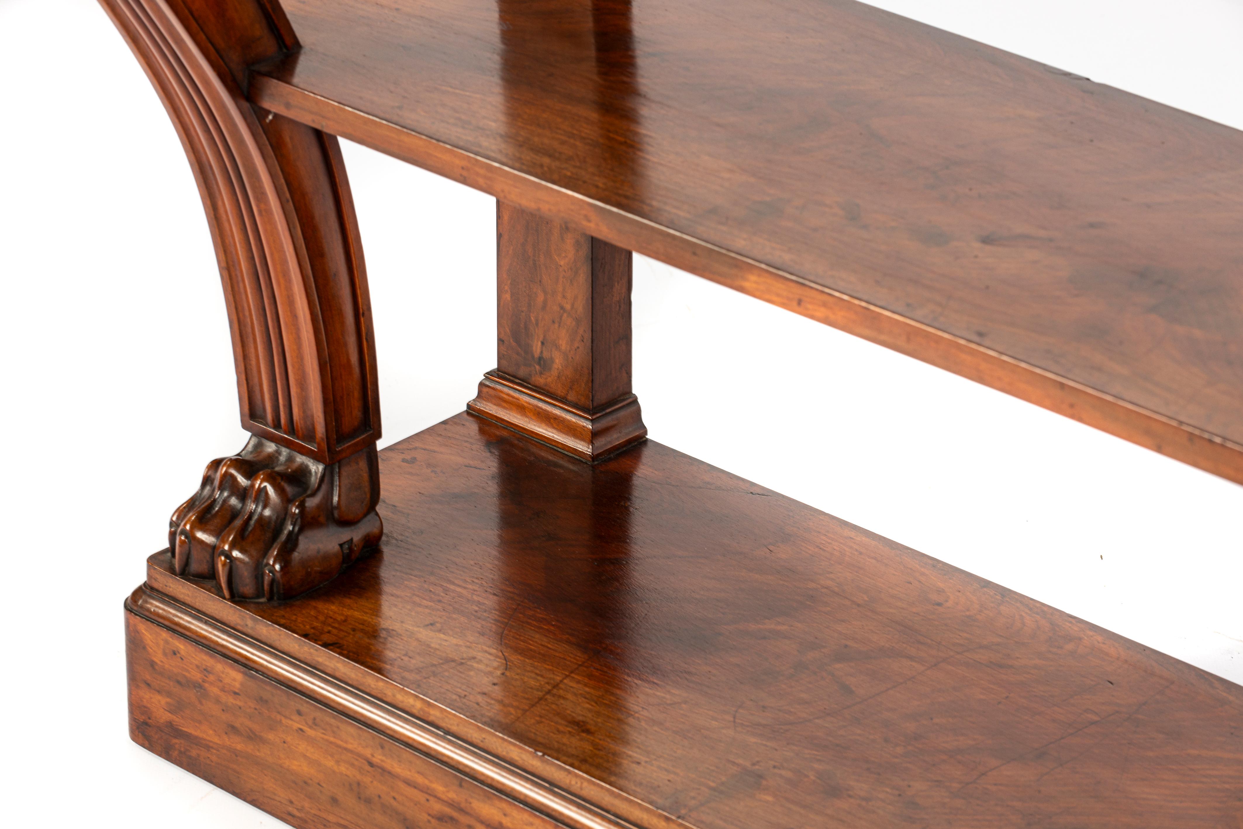 Consola o aparador de pedestal de caoba marrón cálido de la antigua Regencia inglesa en venta 6