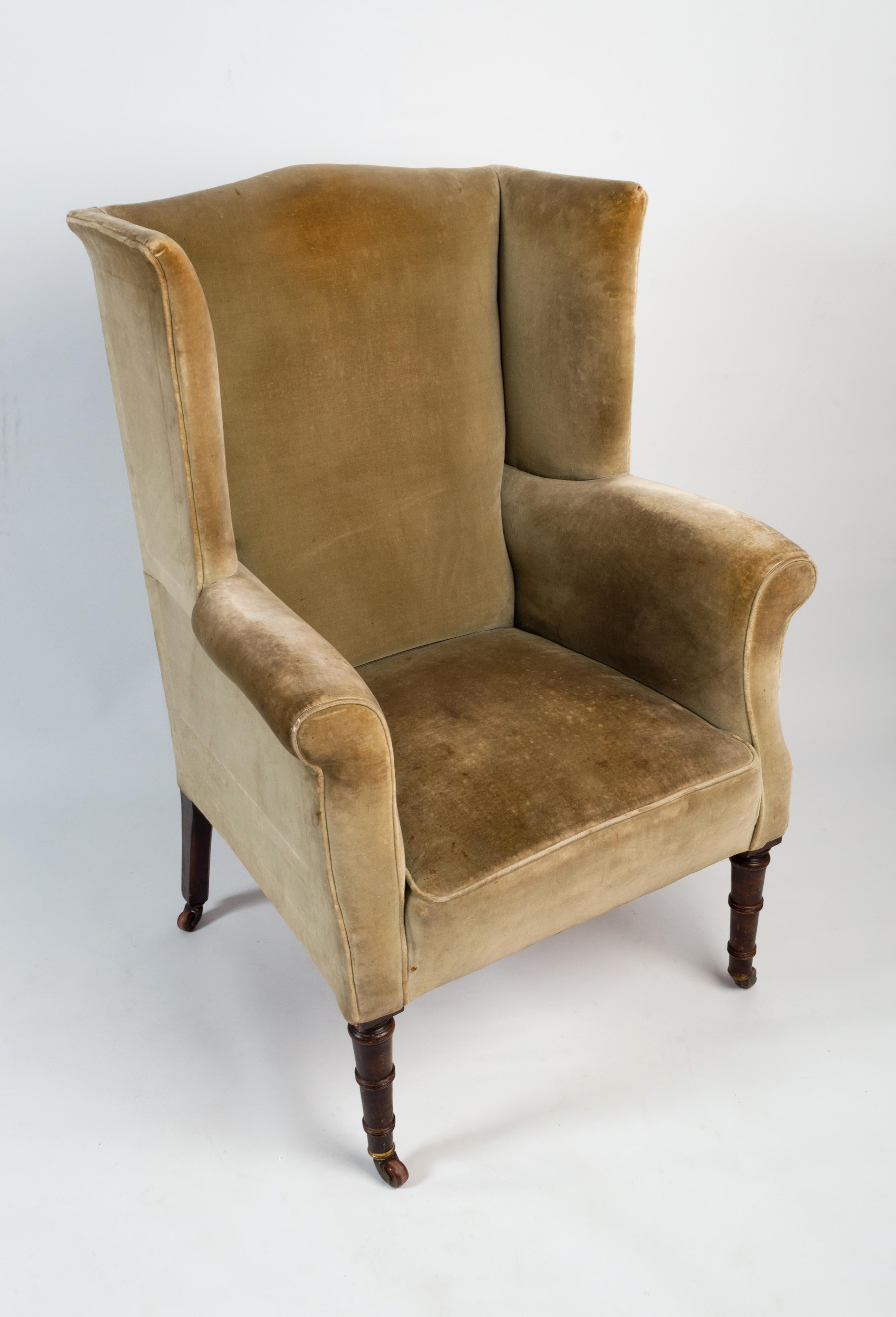 Antique English Regency Wing Armchair, circa 1820 For Sale 4