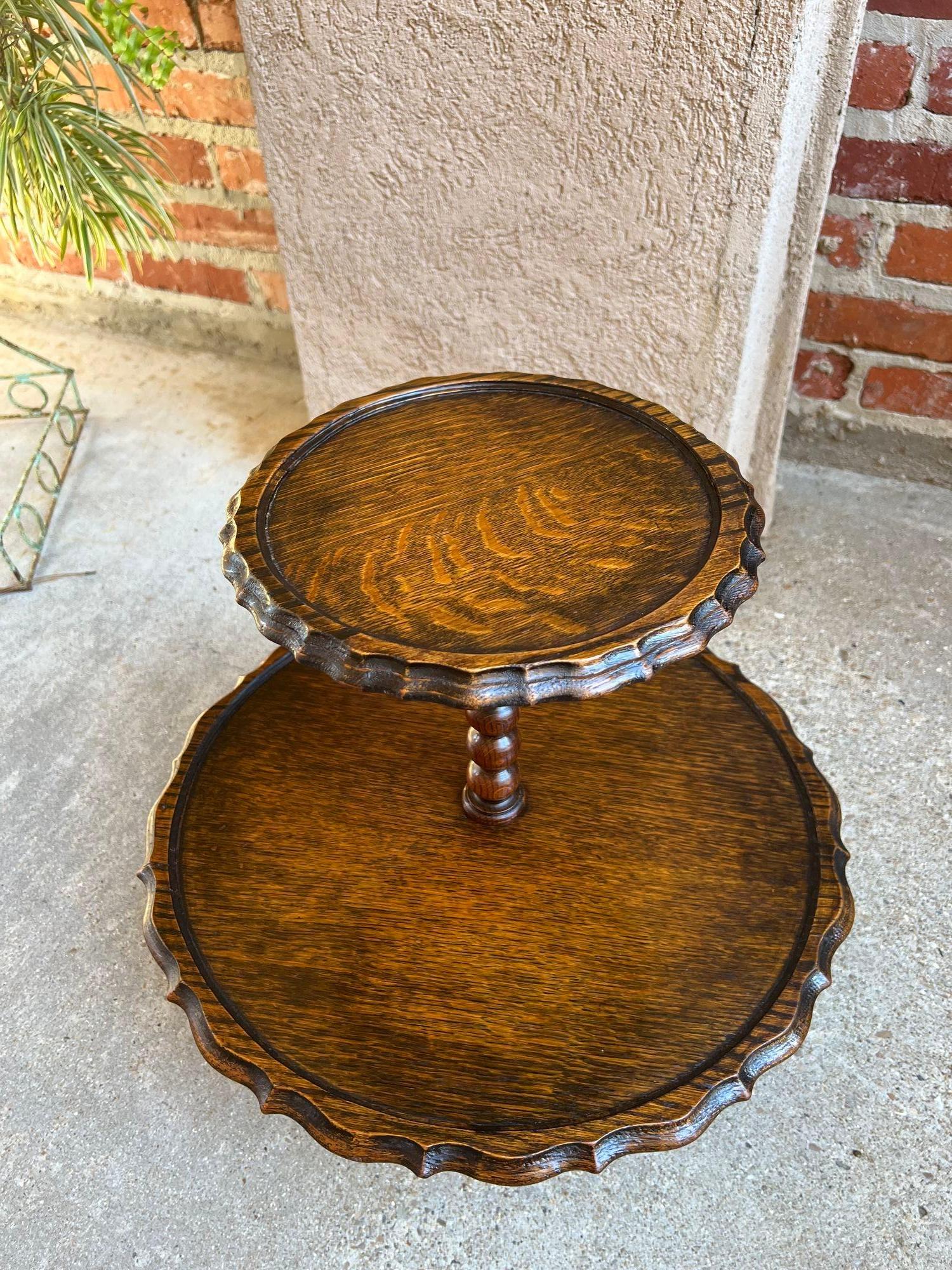 Antique English Revolving Dessert Server Cookie Muffin Display Tea Stand In Good Condition For Sale In Shreveport, LA