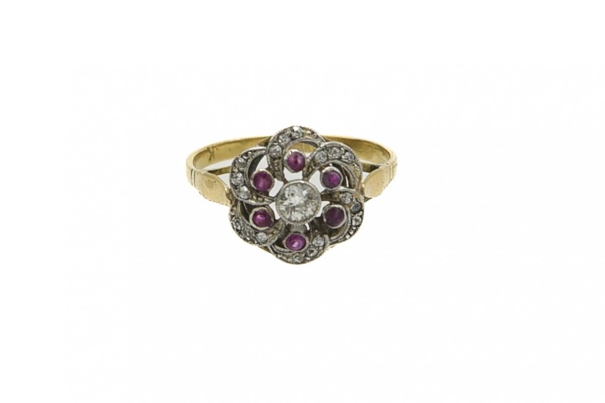 Old European Cut Antique English ring with diamonds and rubies, early 20th century.