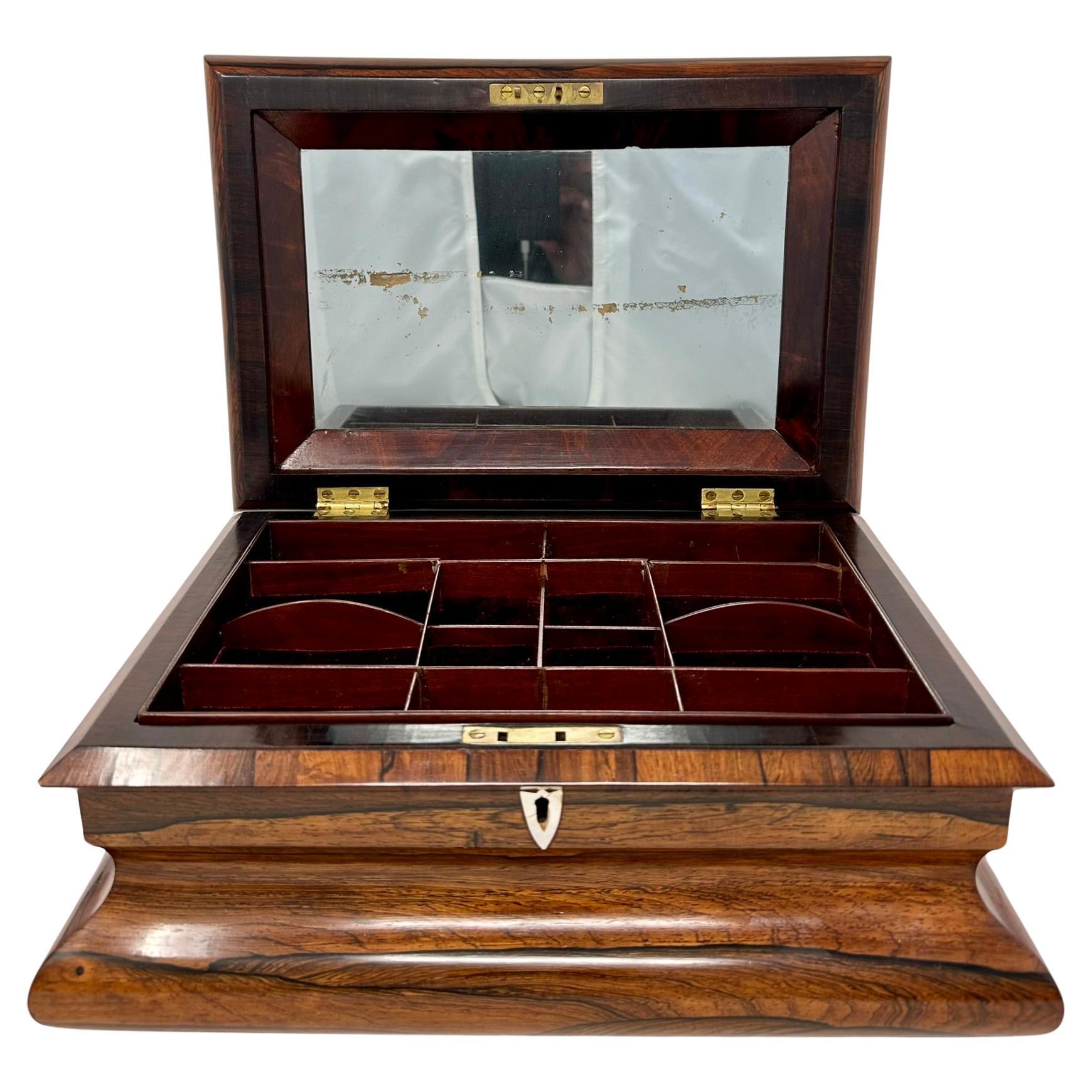 Antique English Rosewood Jewel Box, Circa 1900. In Good Condition For Sale In New Orleans, LA