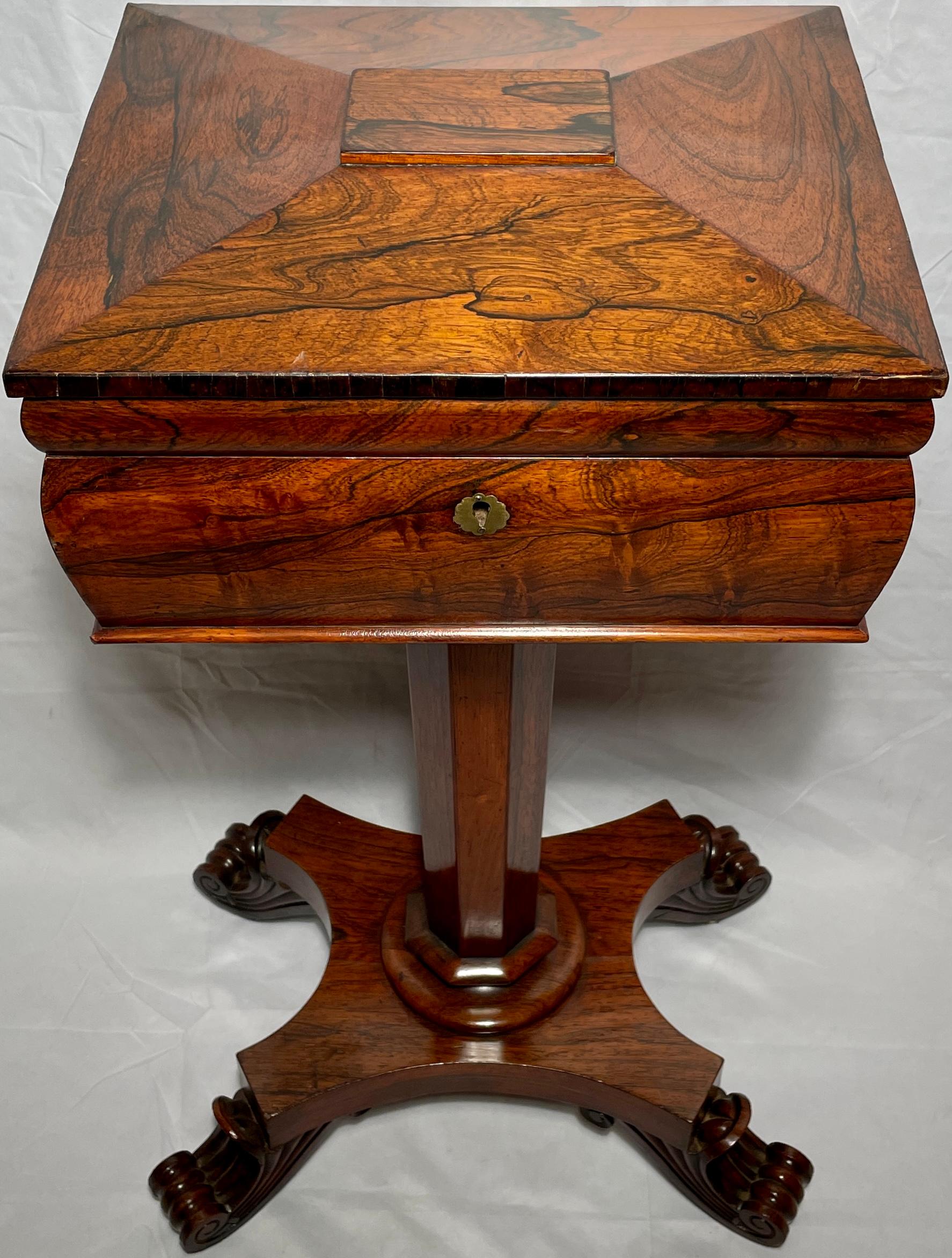 Antiker englischer Teepoy-Tisch aus Rosenholz mit kompletter Innenausstattung, ca. 1845-1865. (Englisch) im Angebot