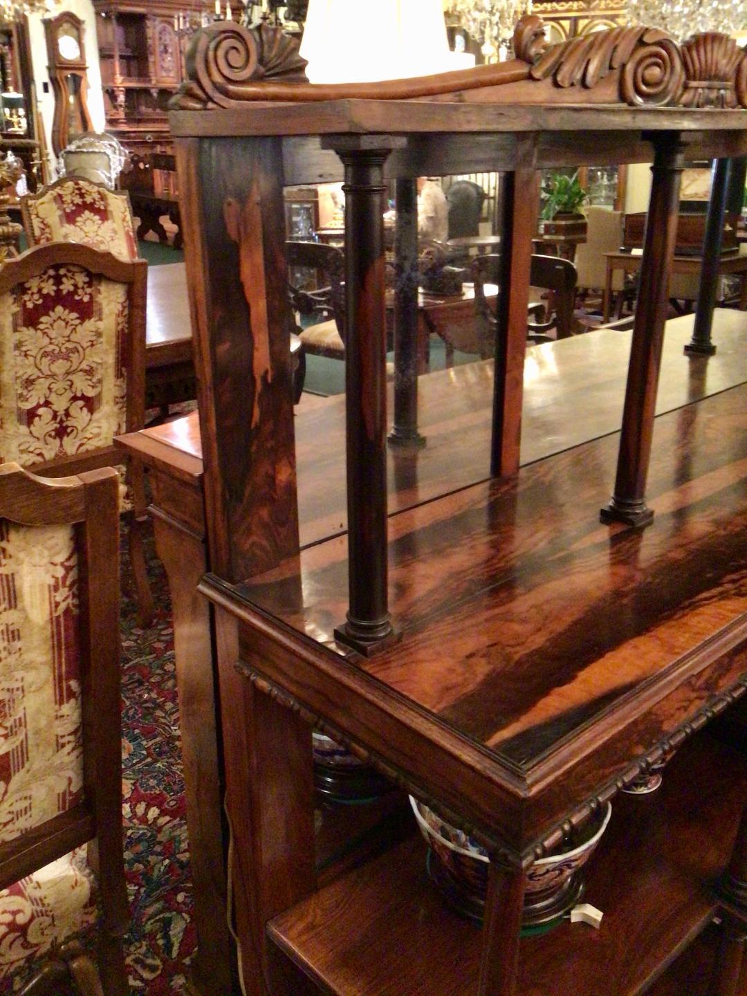 Antique English Rosewood William IV Server, circa 1830-1840 In Good Condition For Sale In New Orleans, LA