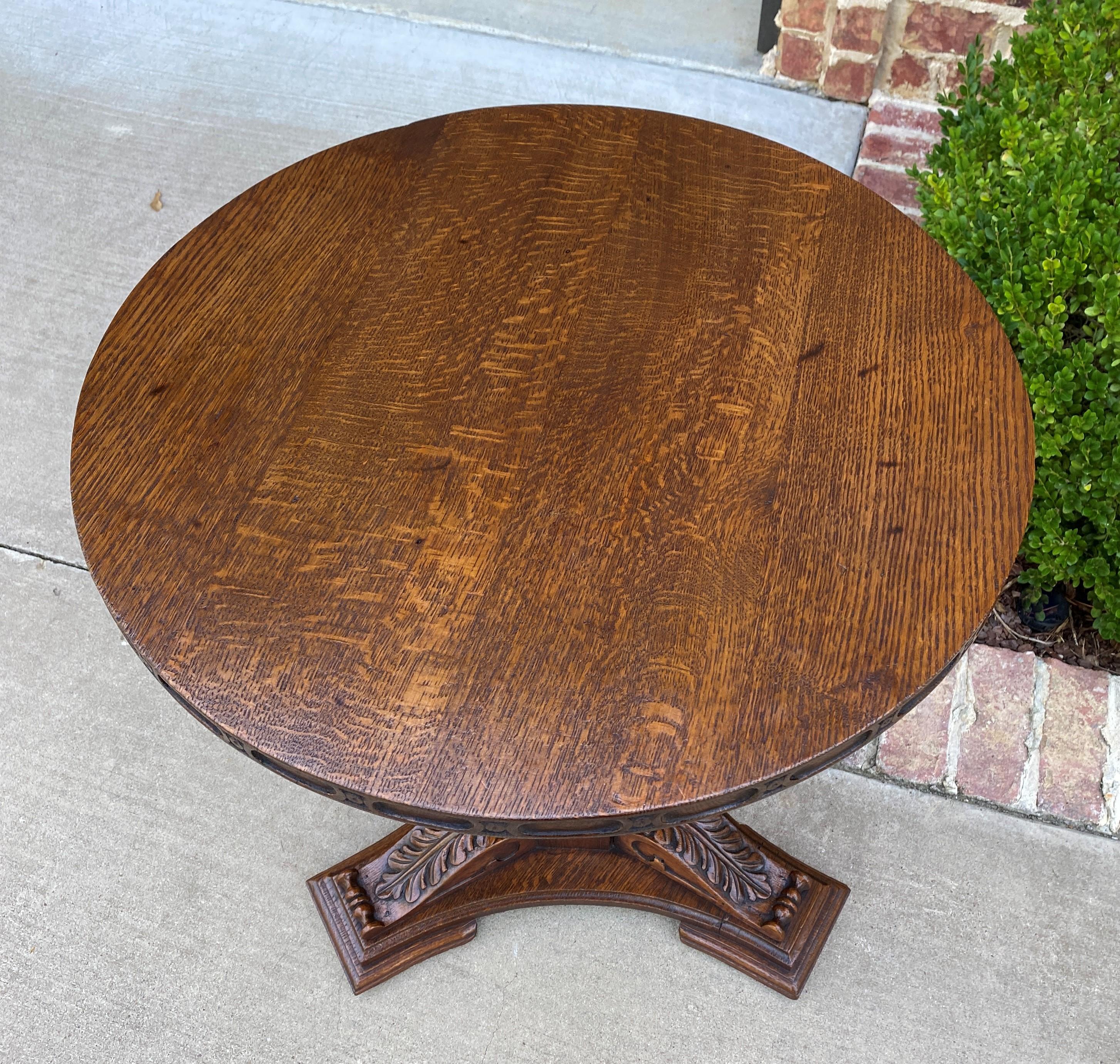Renaissance Revival Antique English Round Table Pedestal End Occasional Table Nightstand Carved Oak