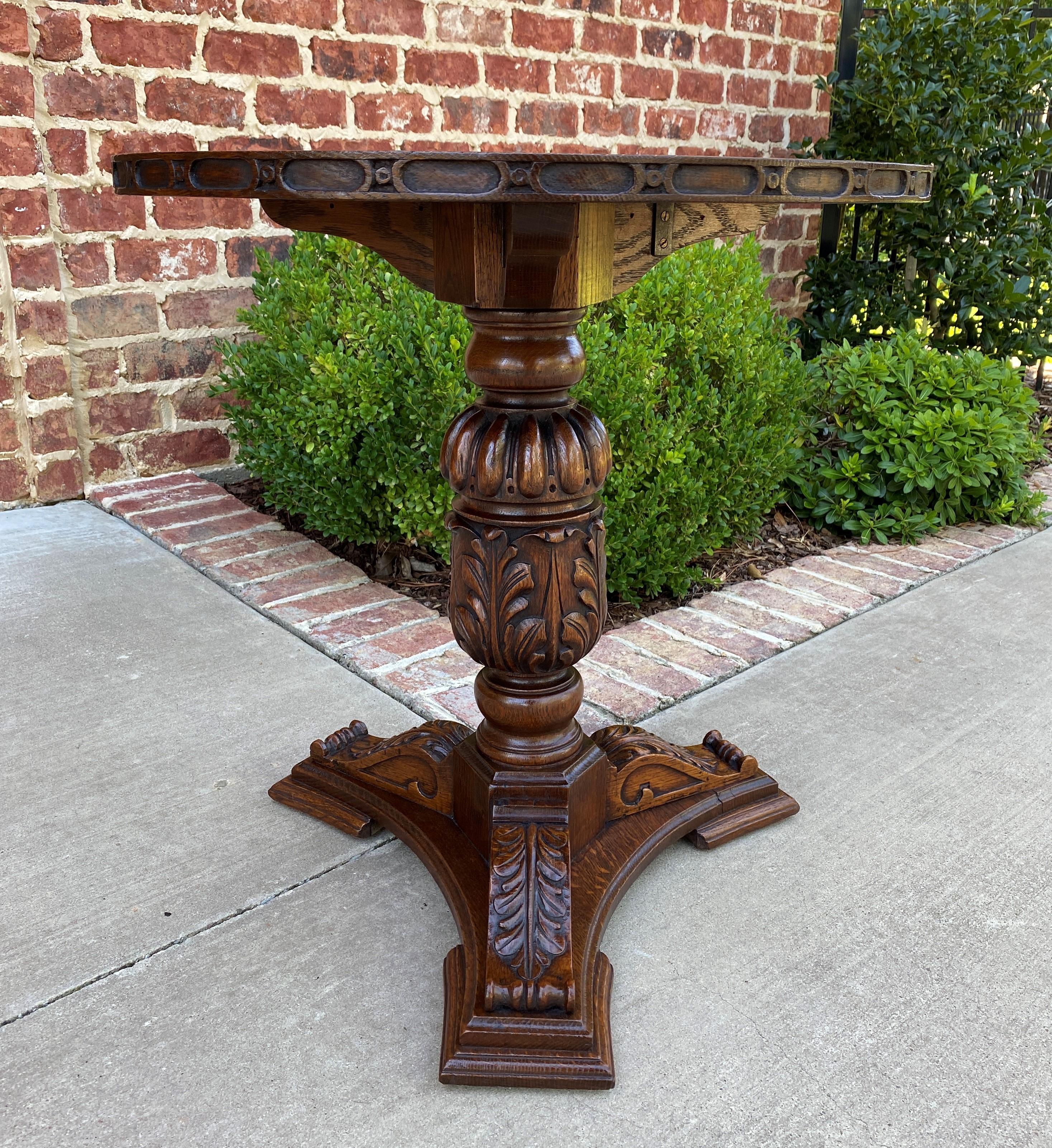 19th Century Antique English Round Table Pedestal End Occasional Table Nightstand Carved Oak