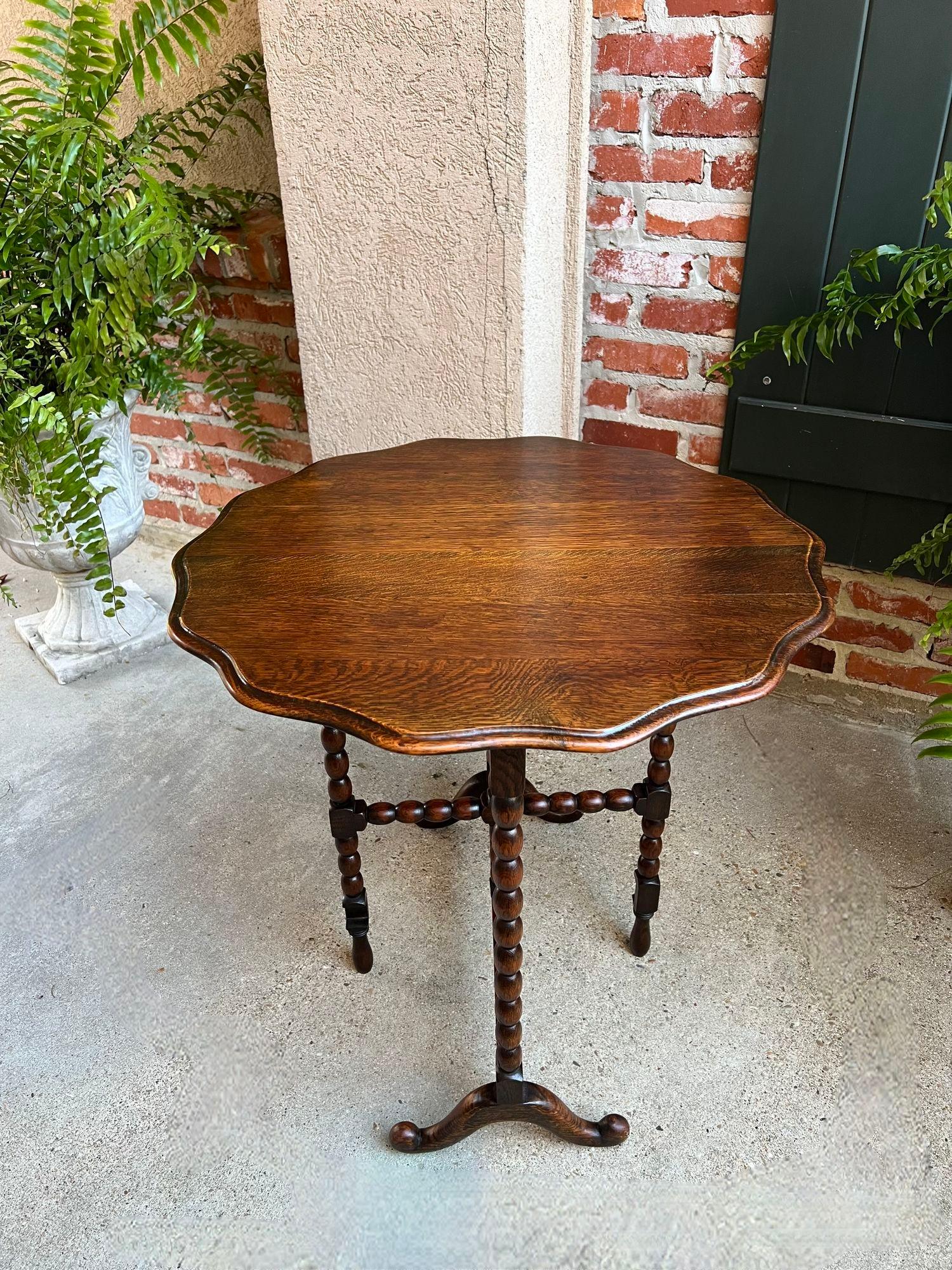 Antique English Round Table Tilt Flip Top Gateleg Folding Side Carved Oak c1900 7