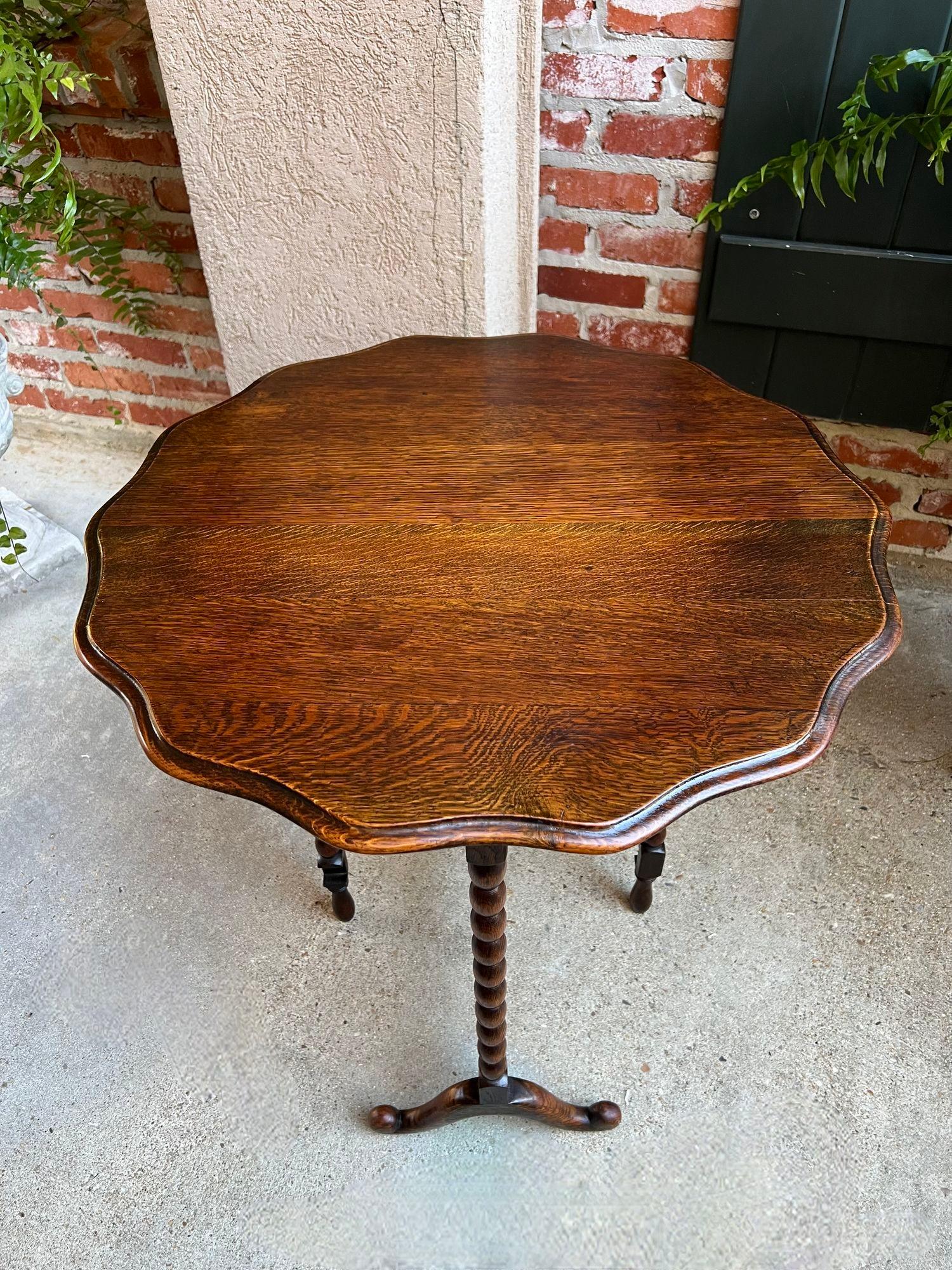 Antique English Round Table Tilt Flip Top Gateleg Folding Side Carved Oak c1900 9