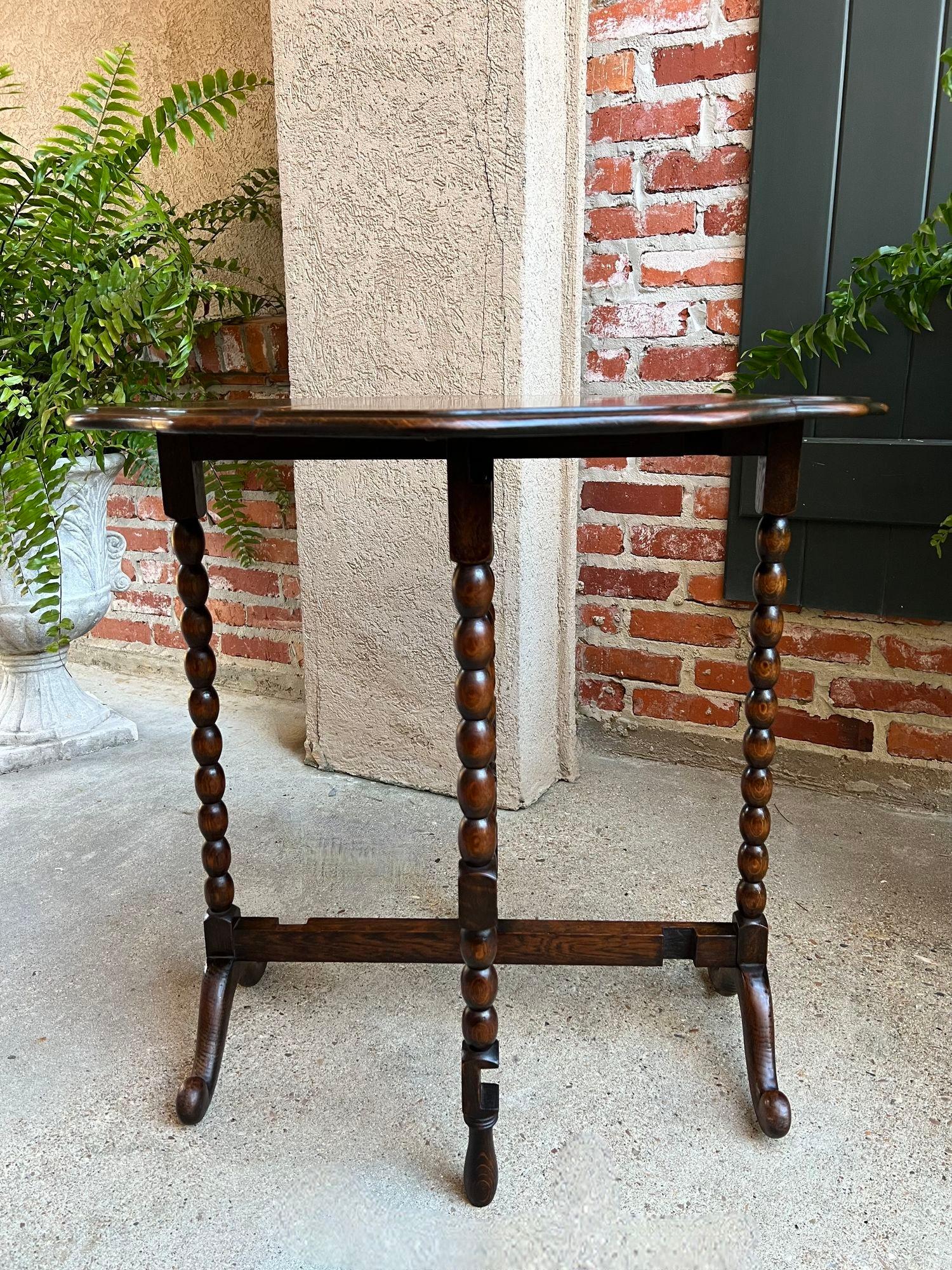 Antique English Round Table Tilt Flip Top Gateleg Folding Side Carved Oak c1900 11