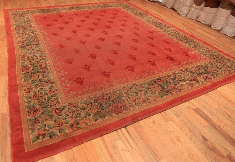 Antique English Rug. Size 11 ft 4 in x 13 ft 4 in (3.45 m x 4.06 m) For Sale at 1stdibs